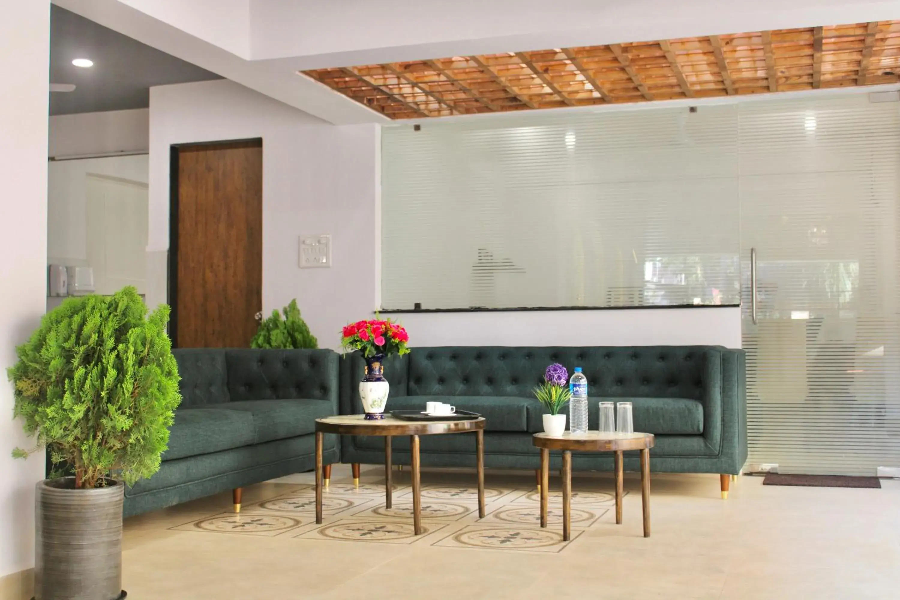 Seating area in Kay's Calangute Resort Service Apartments - Near Calangute Beach Seating area in Kay's Calangute Resort Service Apartments - Near Calangute Beach