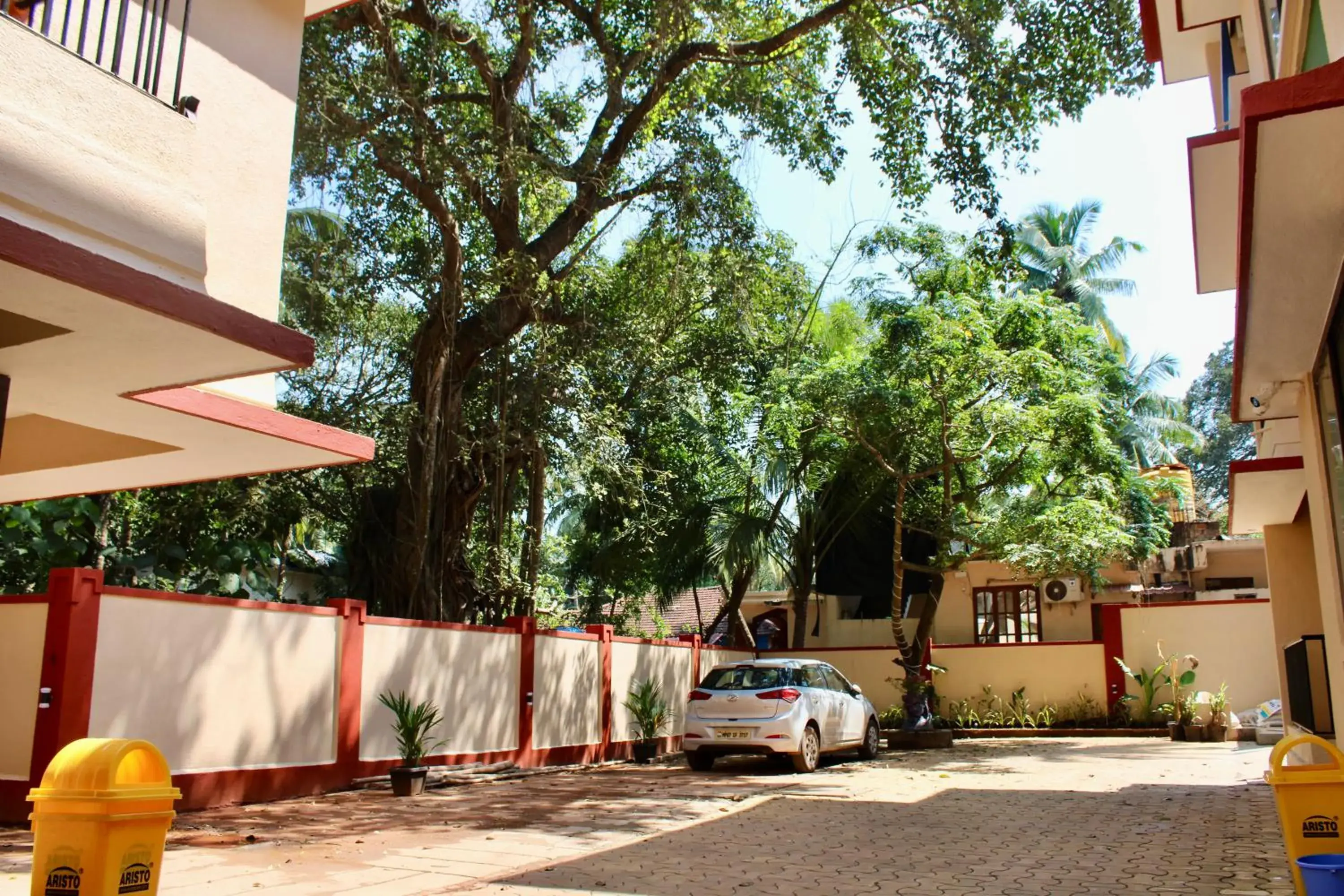 Property building in Kay's Calangute Resort Service Apartments - Near Calangute Beach Property building in Kay's Calangute Resort Service Apartments - Near Calangute Beach