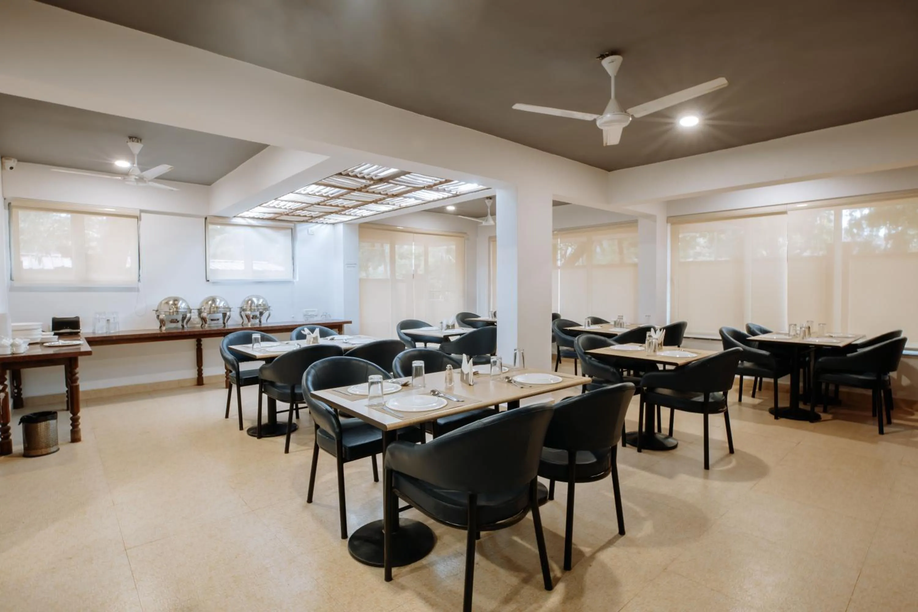 Restaurant/places to eat in Kay's Calangute Resort Service Apartments - Near Calangute Beach