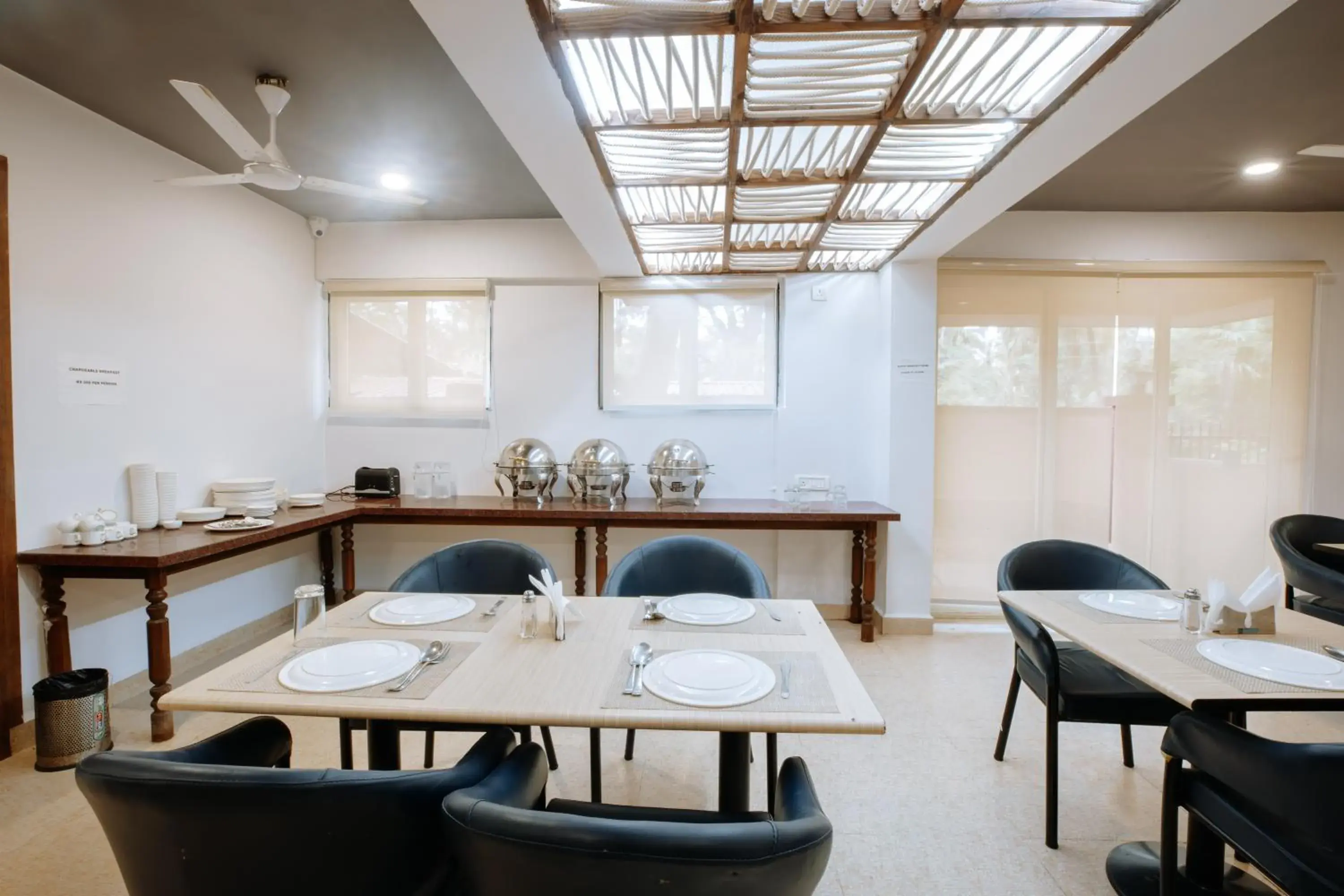 Restaurant/places to eat in Kay's Calangute Resort Service Apartments - Near Calangute Beach Restaurant/places to eat in Kay's Calangute Resort Service Apartments - Near Calangute Beach