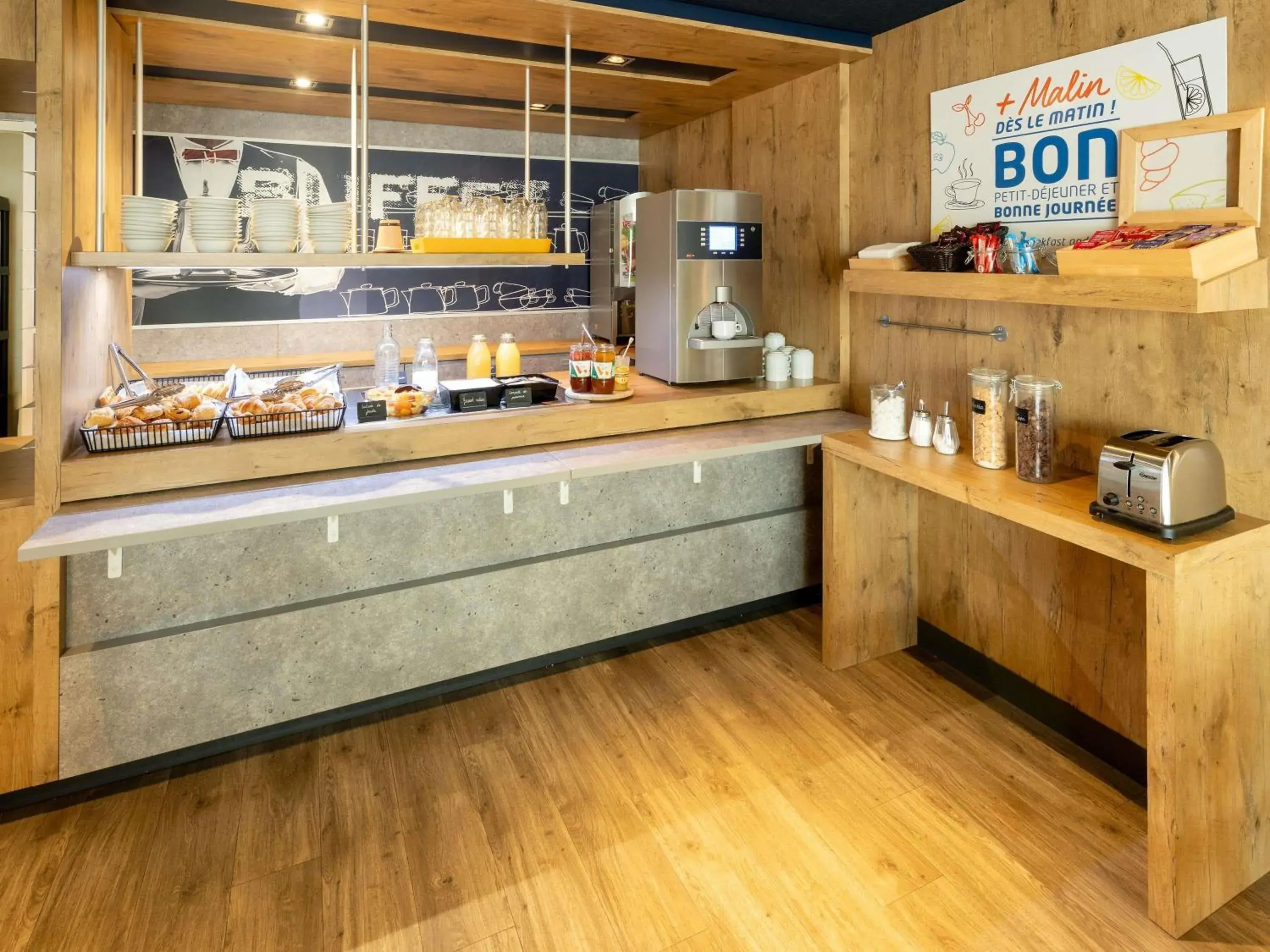 Breakfast in Ibis budget Les Sables d'Olonne Breakfast in Ibis budget Les Sables d'Olonne