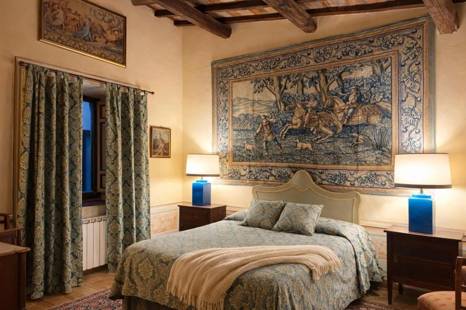 Bed in VesConte Residenza D'epoca dal 1533