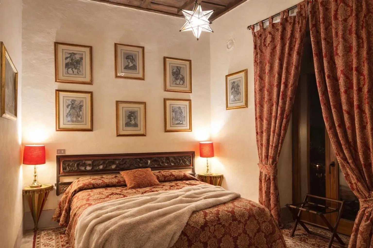 Bed in VesConte Residenza D'epoca dal 1533