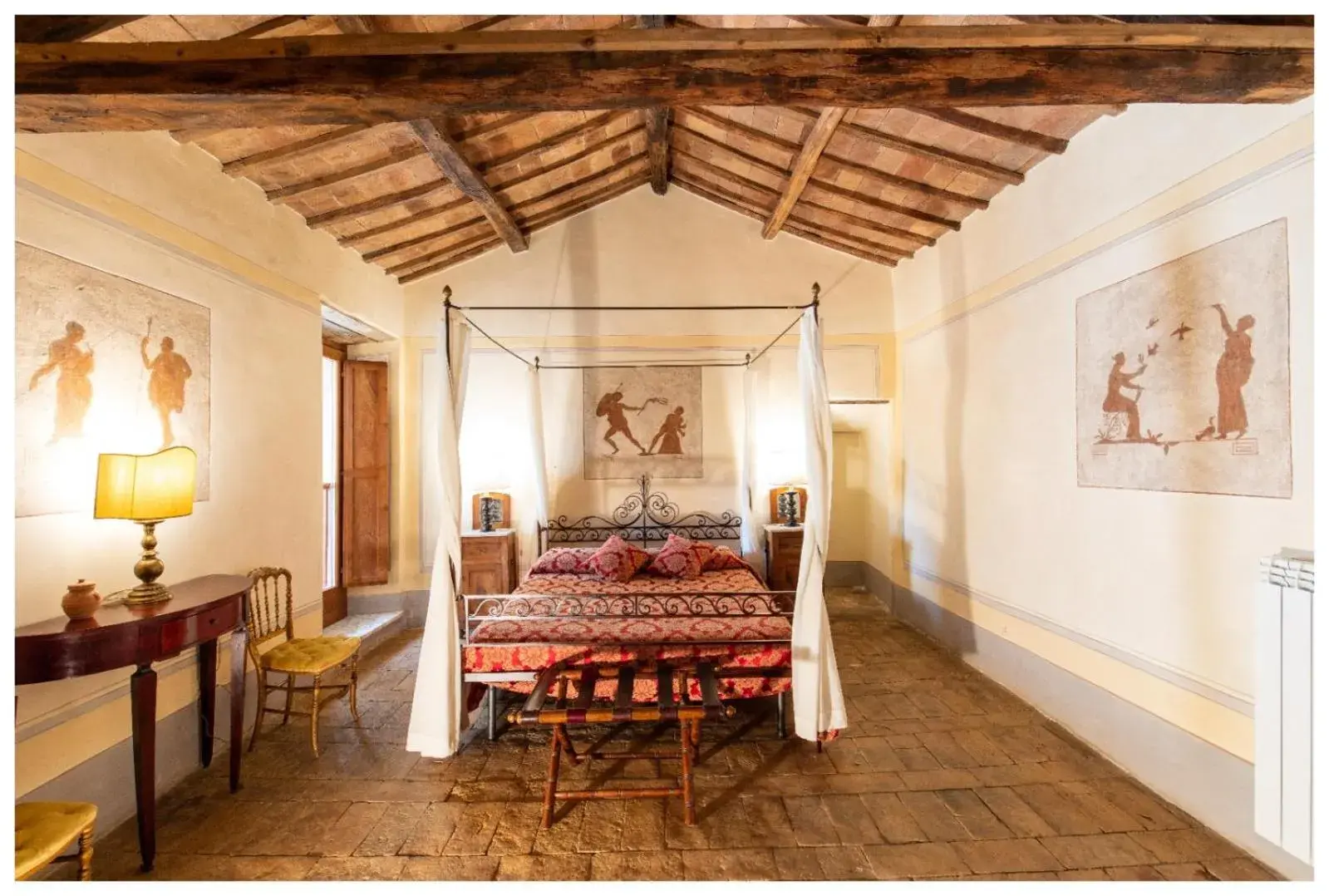 Deluxe Double Room with Shower in VesConte Residenza D'epoca dal 1533 Deluxe Double Room with Shower in VesConte Residenza D'epoca dal 1533