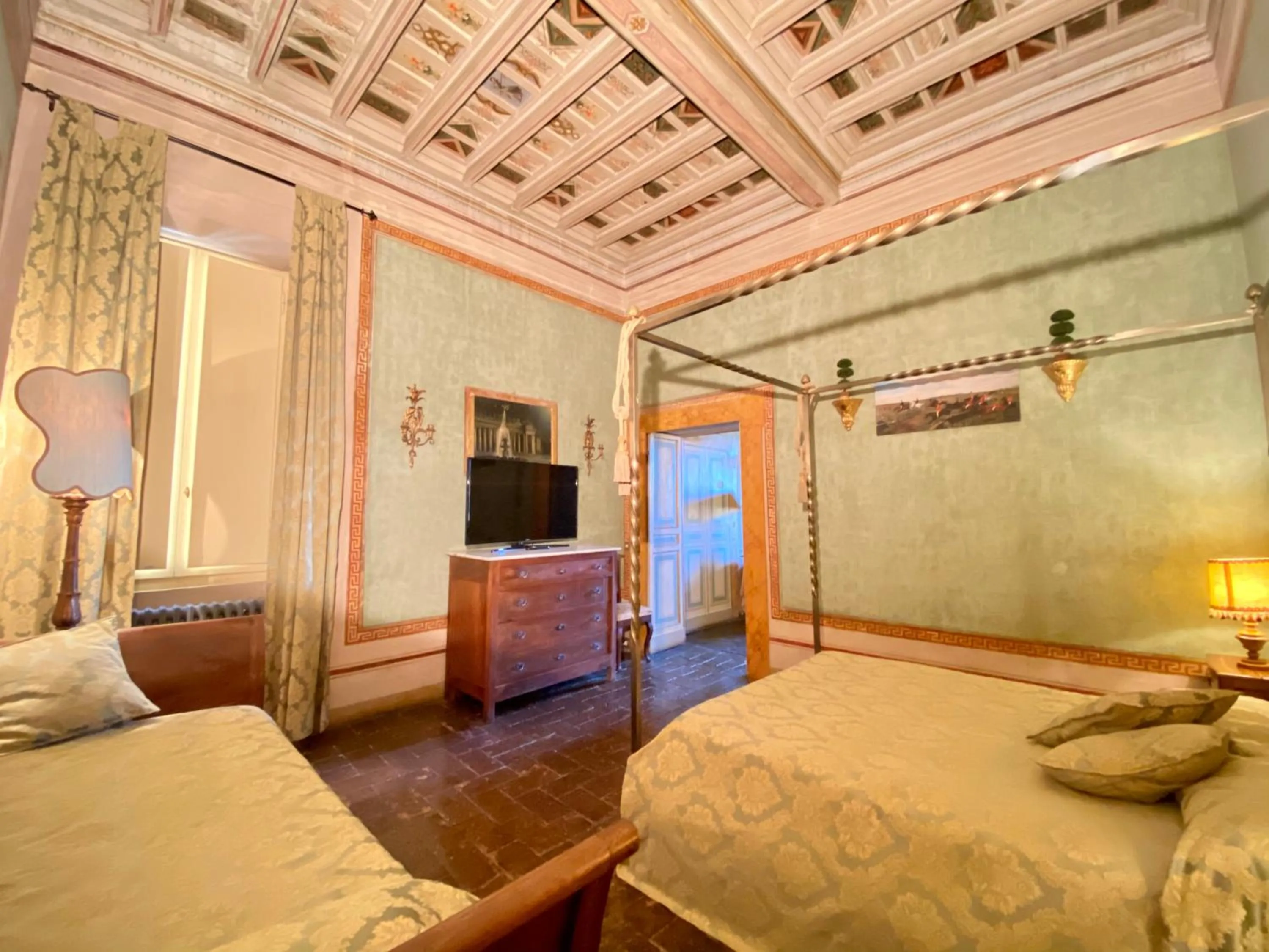 Bed in VesConte Residenza D'epoca dal 1533