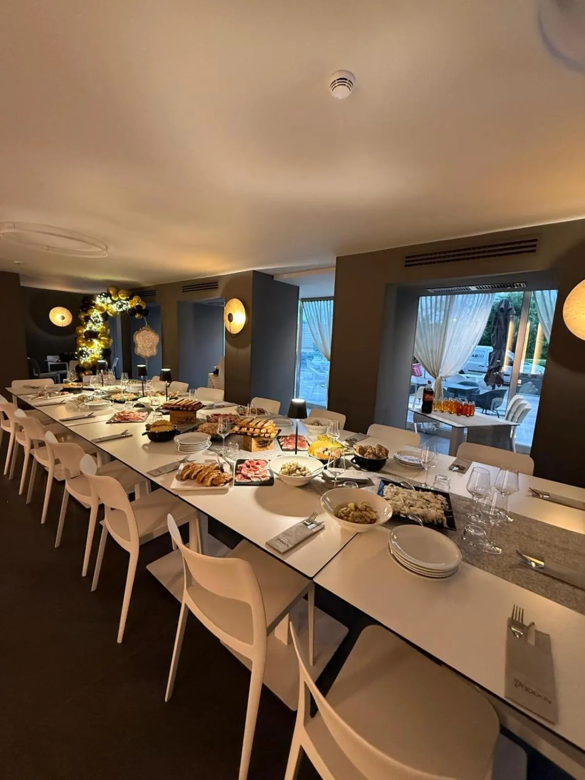 Restaurant/places to eat in Hotel Miramare