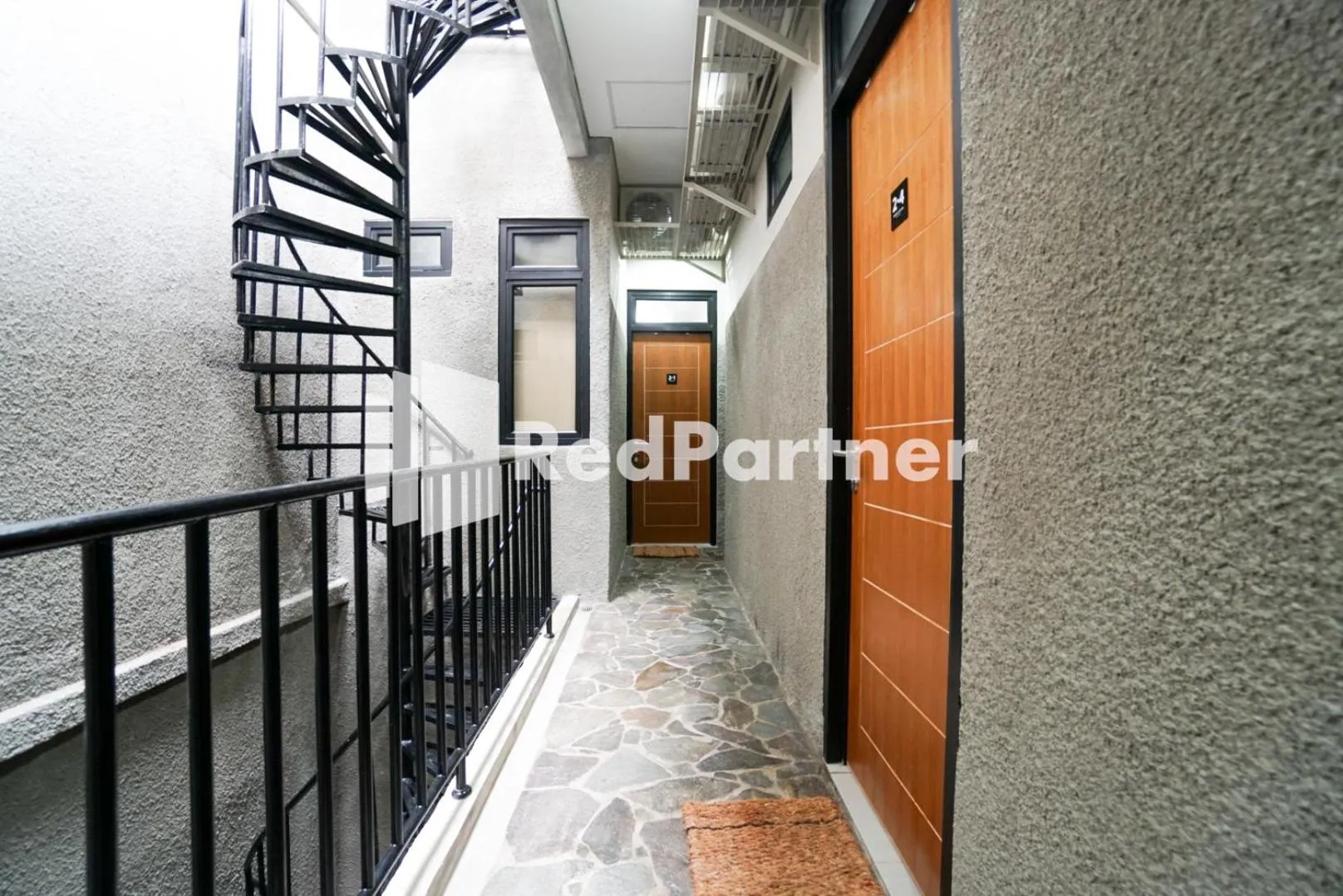 Floor plan in Tomang Gelong Guest House Syariah Mitra RedDoorz