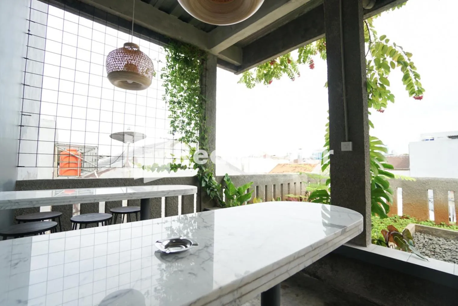 Balcony/Terrace in Tomang Gelong Guest House Syariah Mitra RedDoorz