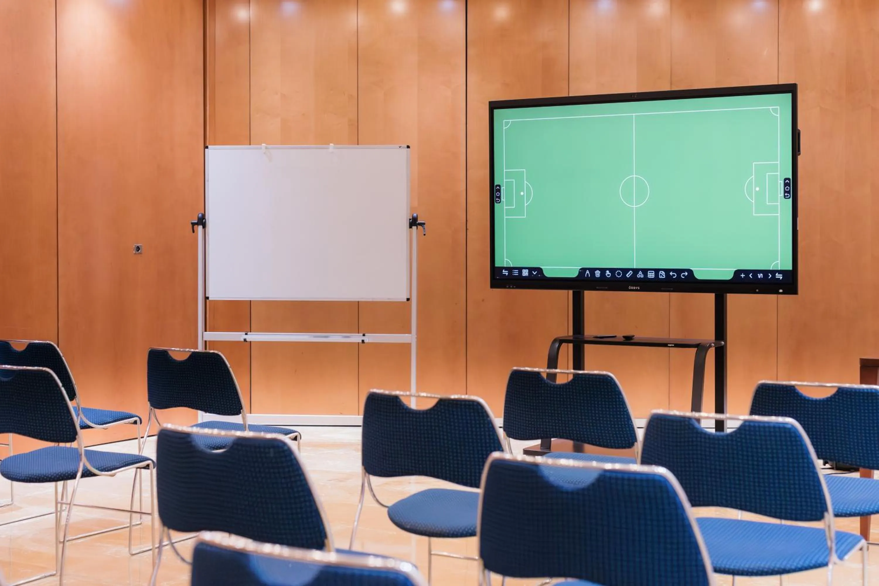 Meeting/conference room in Hotel Castellon Center Affiliated by Meliá