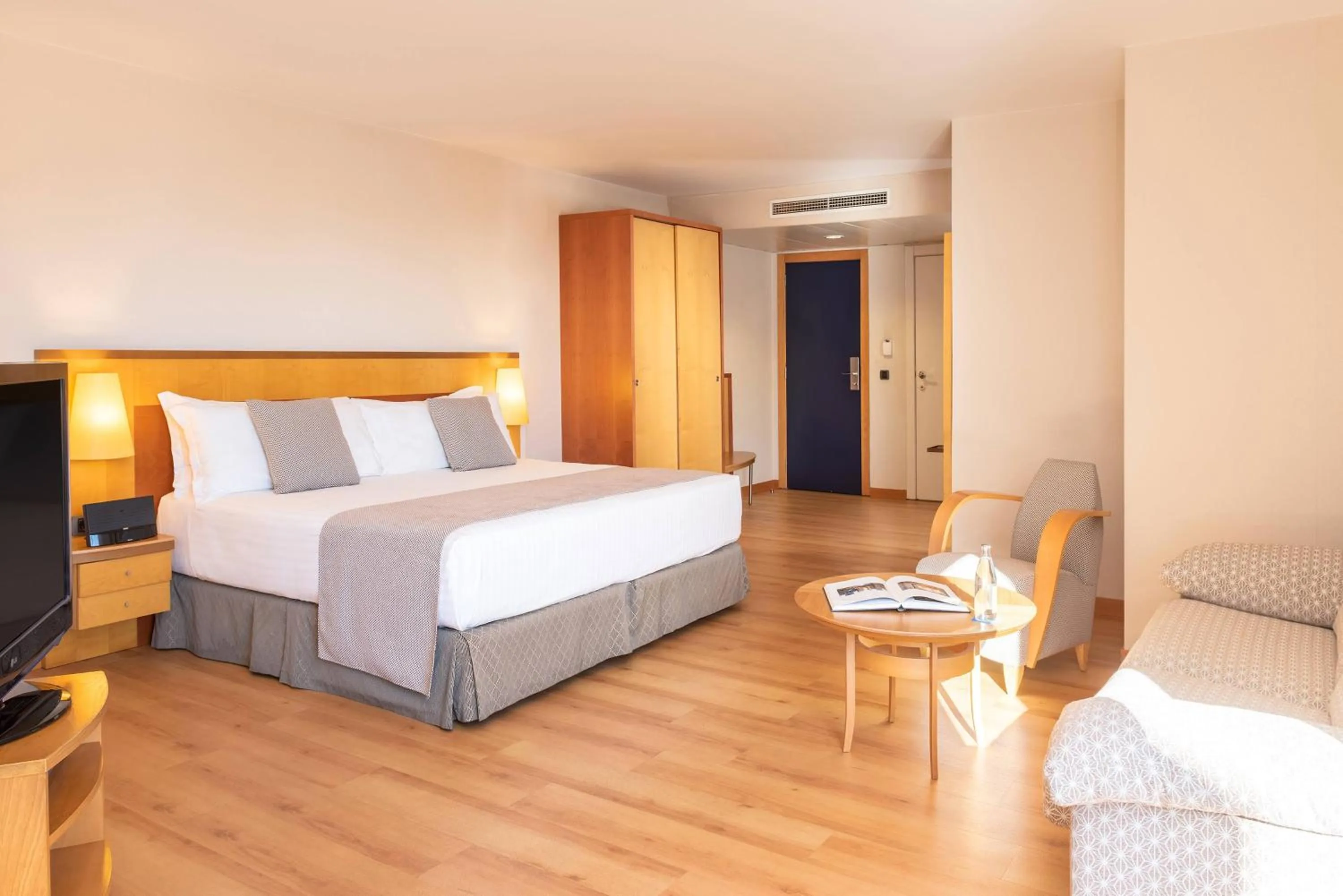 Bed in Castellón Center Affiliated by Meliá Hotel