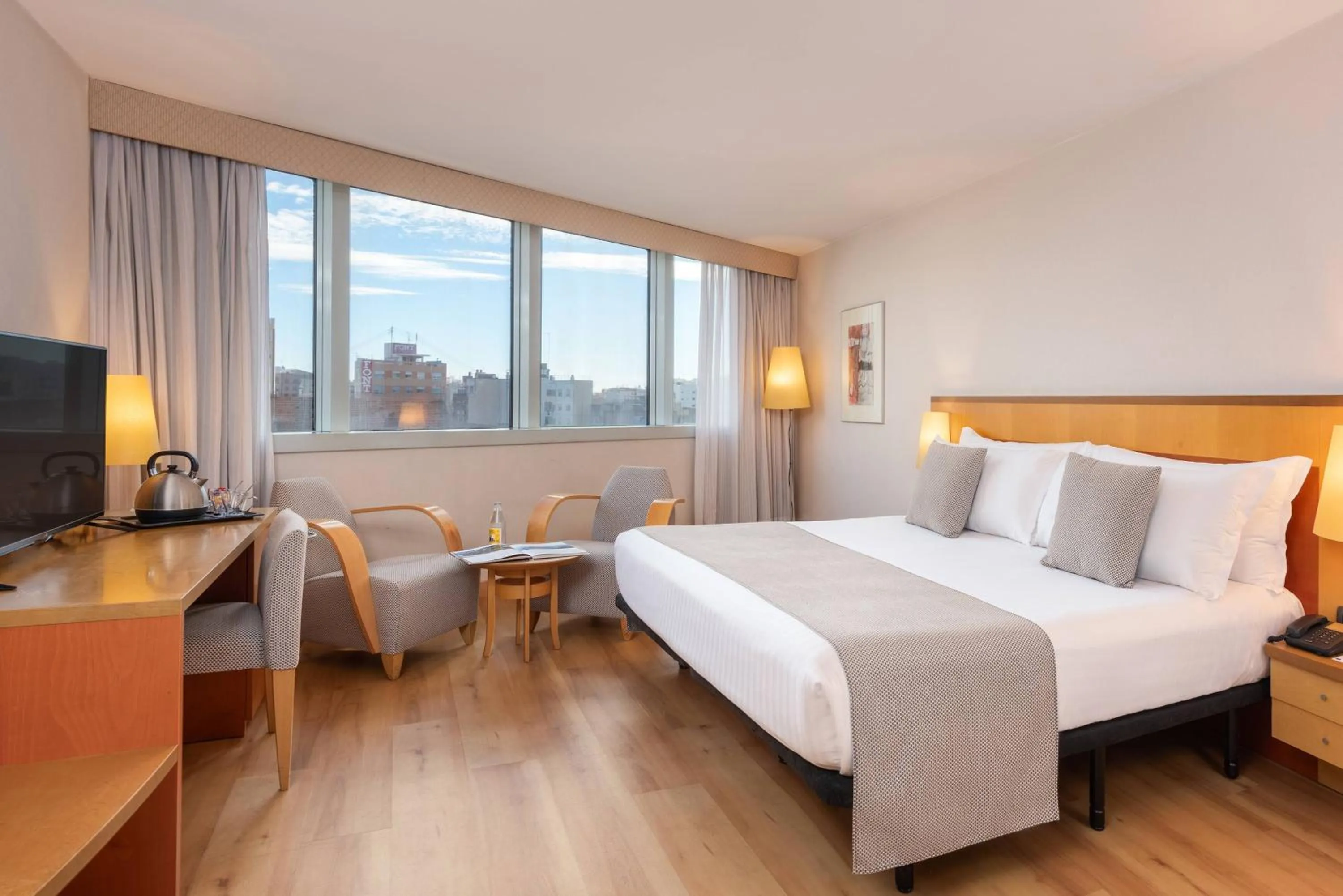 Bed in Castellón Center Affiliated by Meliá Hotel