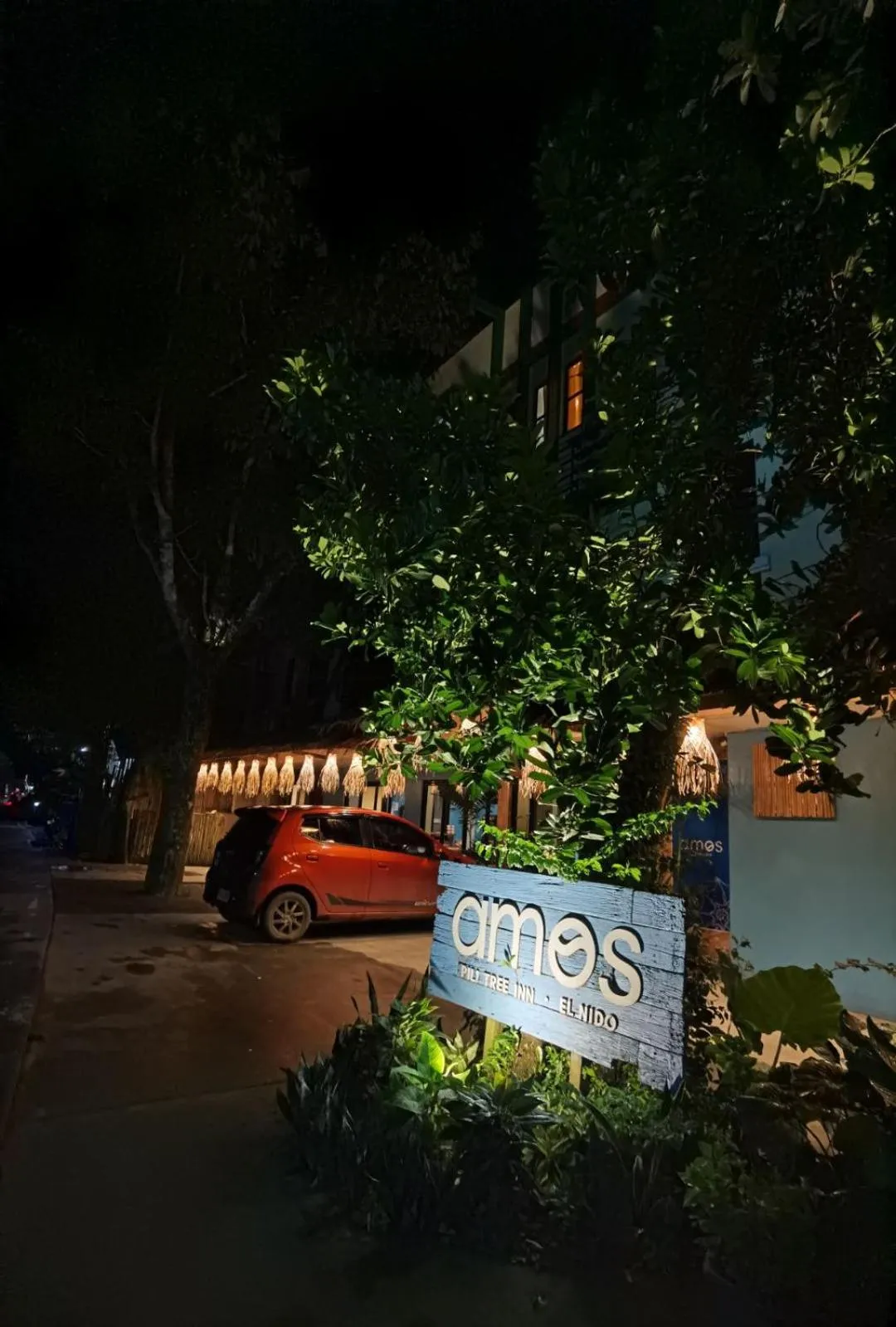 Property building in Amos Pili Tree Inn powered by Cocotel