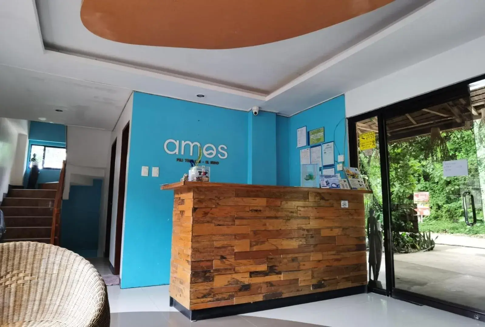 Lobby or reception in Amos Pili Tree Inn powered by Cocotel Lobby or reception in Amos Pili Tree Inn powered by Cocotel