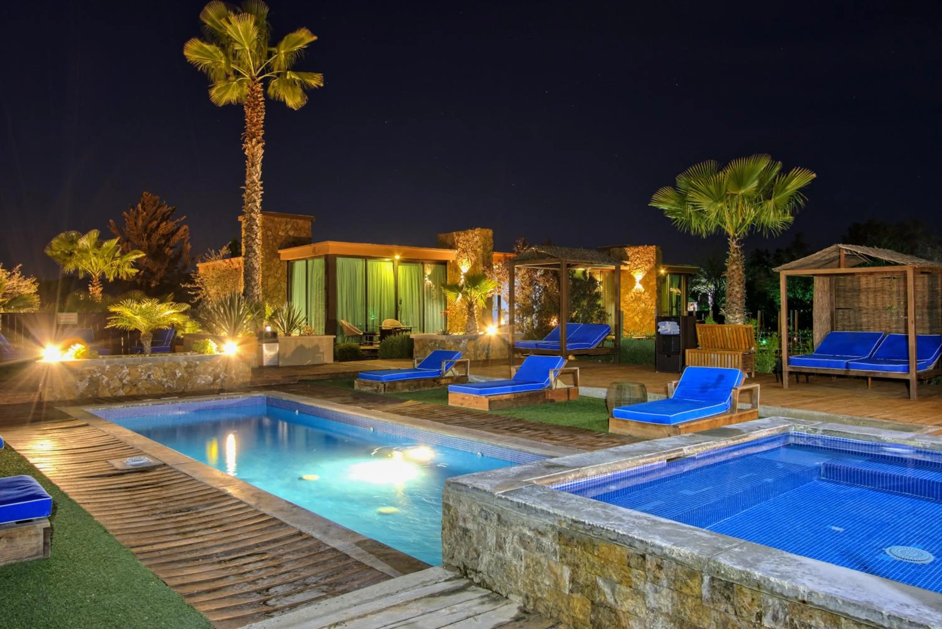 Swimming pool in Hotel Boutique Valle de Guadalupe & Spa