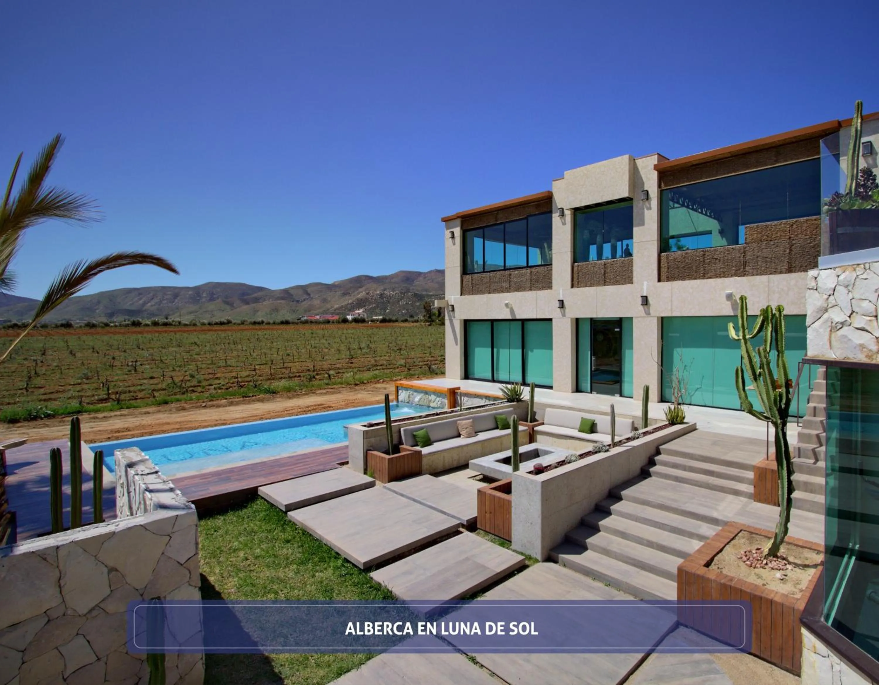 Swimming pool in Hotel Boutique Valle de Guadalupe & Spa