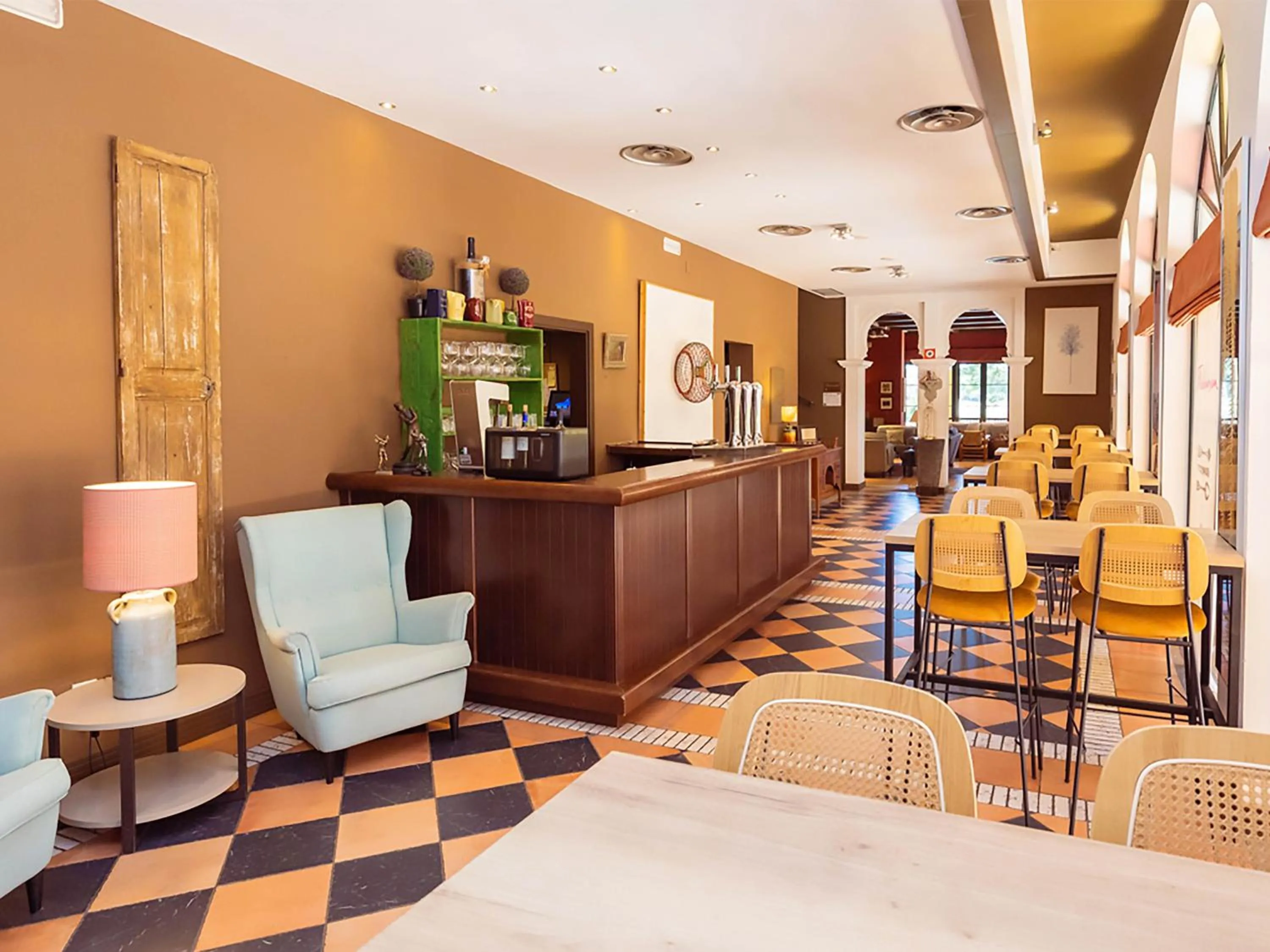 Lounge or bar in Isla Canela Golf Hotel Boutique