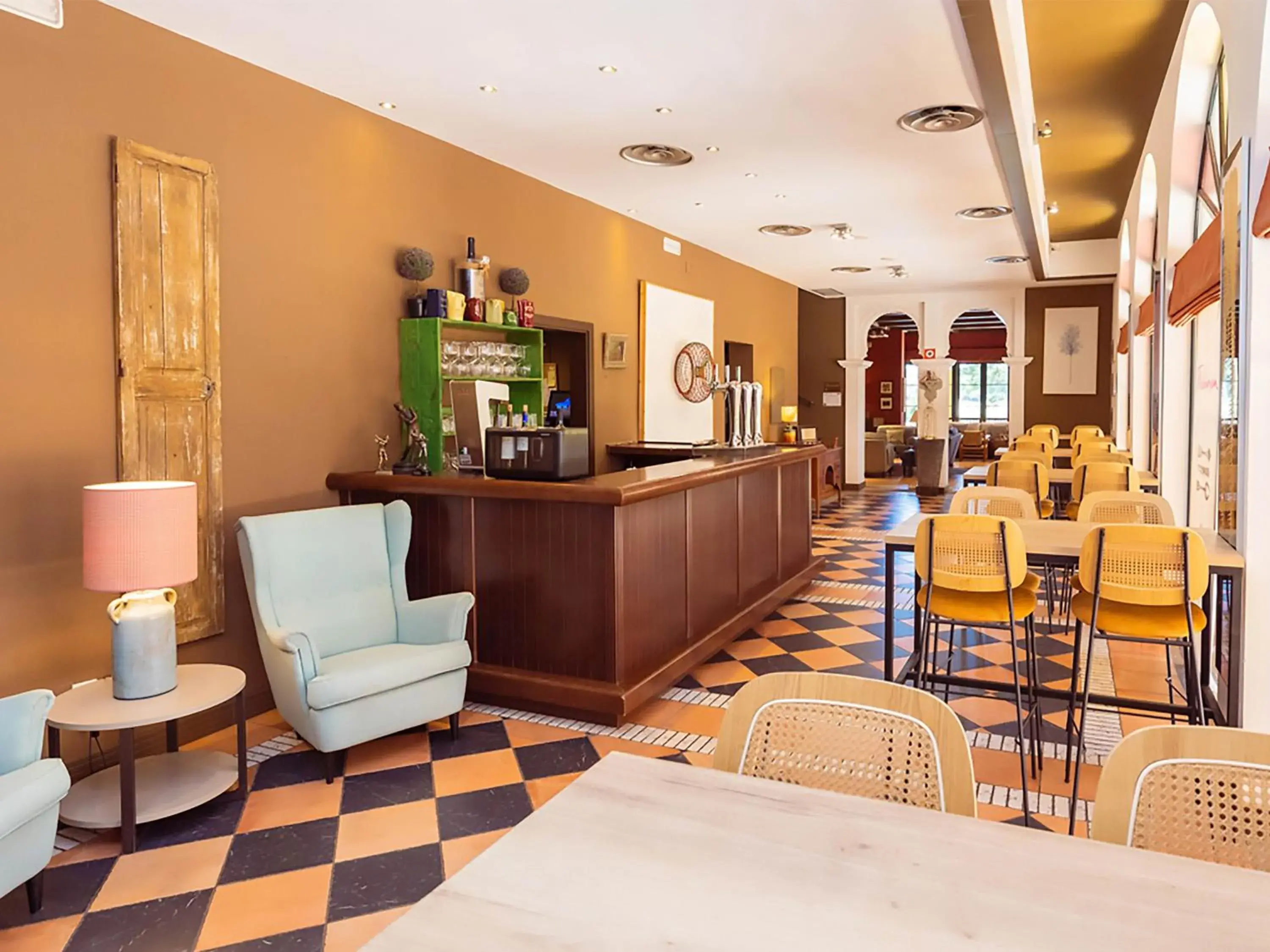 Lounge or bar in Isla Canela Golf Hotel Boutique Lounge or bar in Isla Canela Golf Hotel Boutique