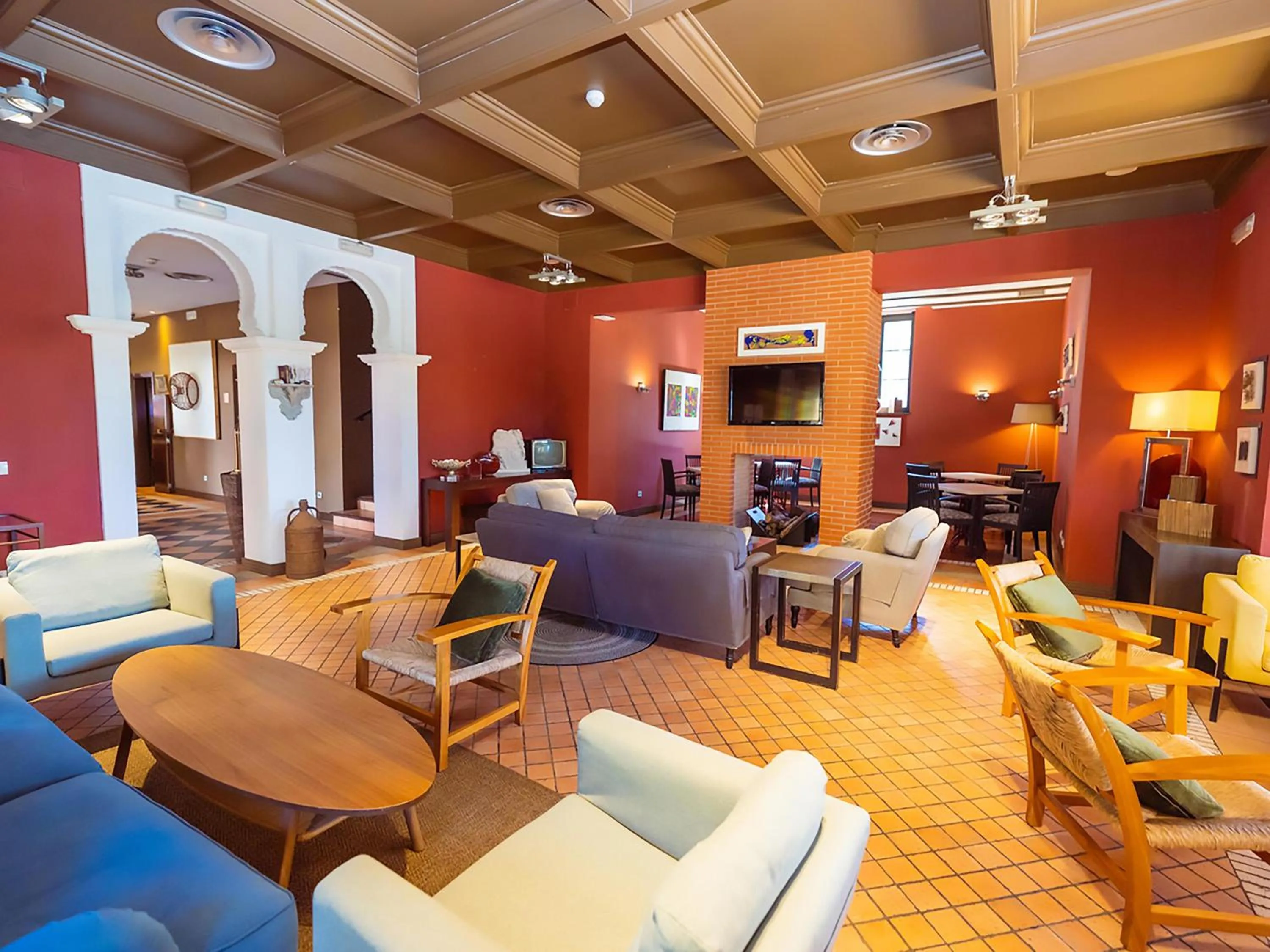 Communal lounge/ TV room in Isla Canela Golf Hotel Boutique