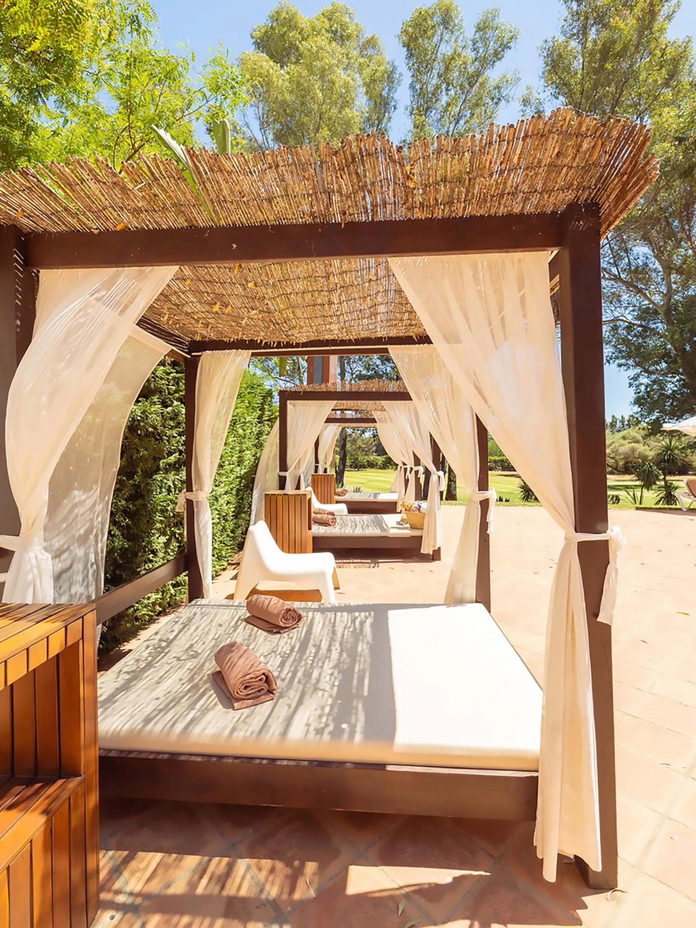 Swimming pool in Isla Canela Golf Hotel Boutique