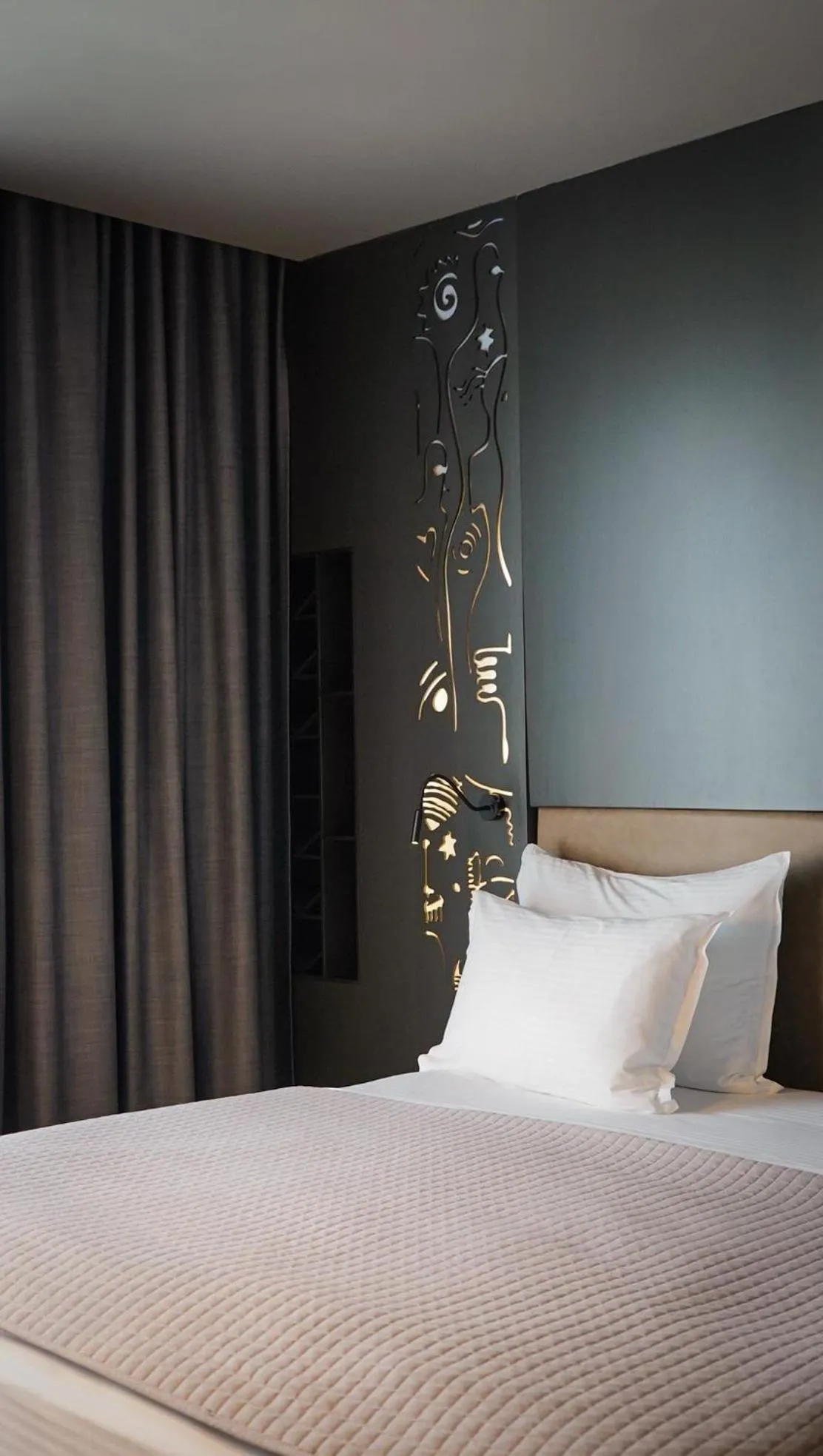 Bed in Arka Art Hotel