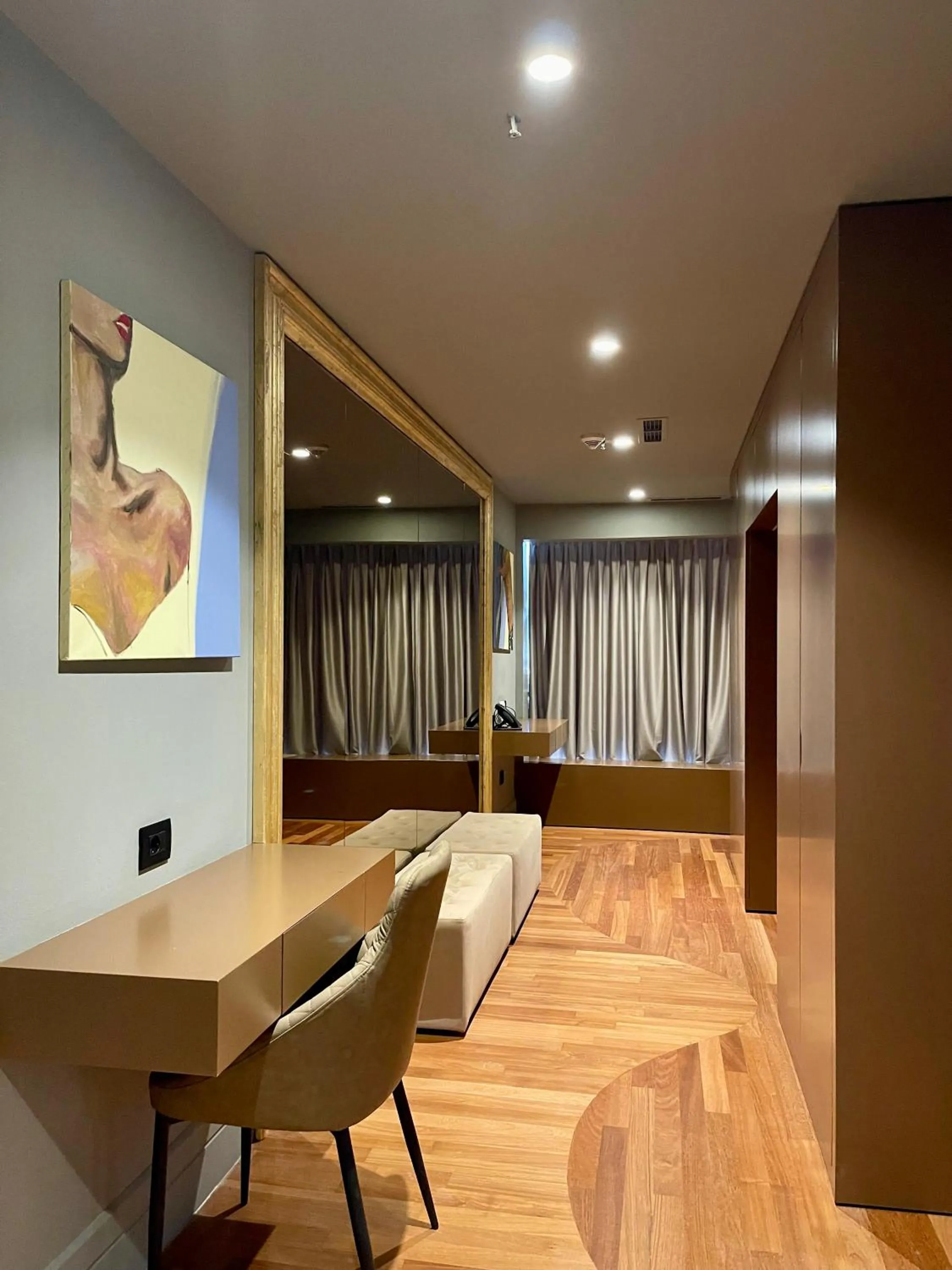 Bedroom in Arka Art Hotel