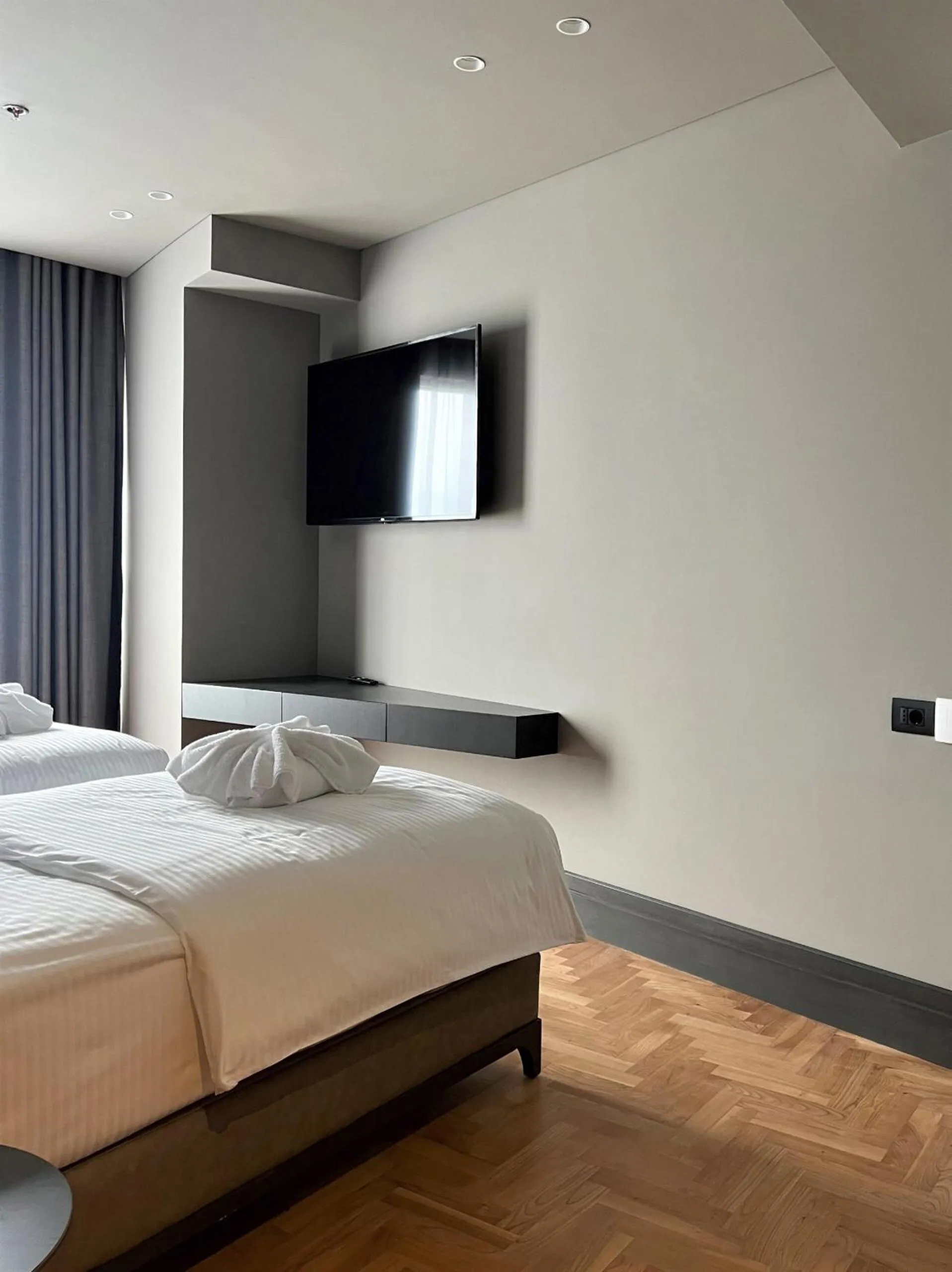 Bed in Arka Art Hotel