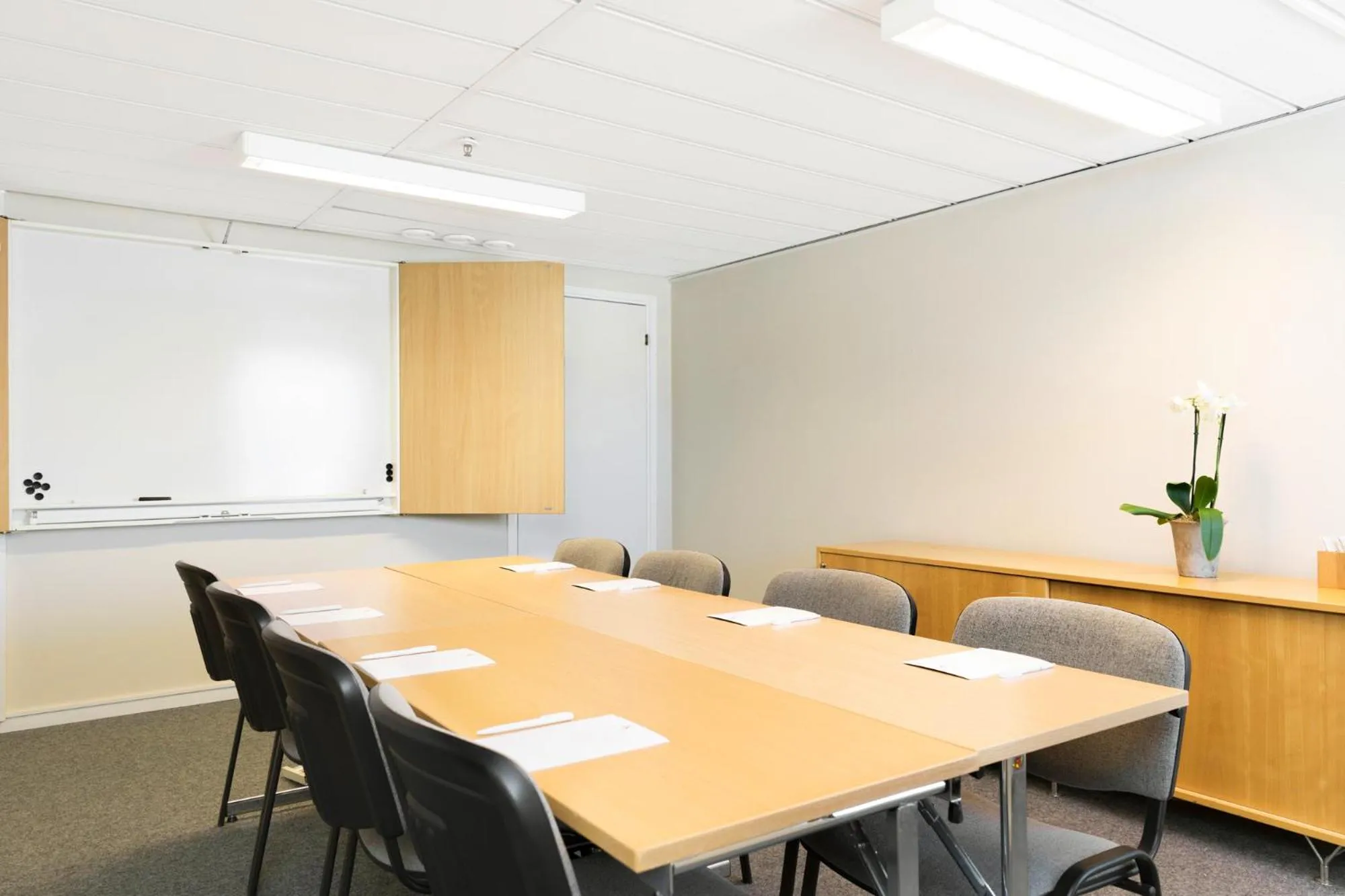 Meeting/conference room in Good Morning+ Göteborg City