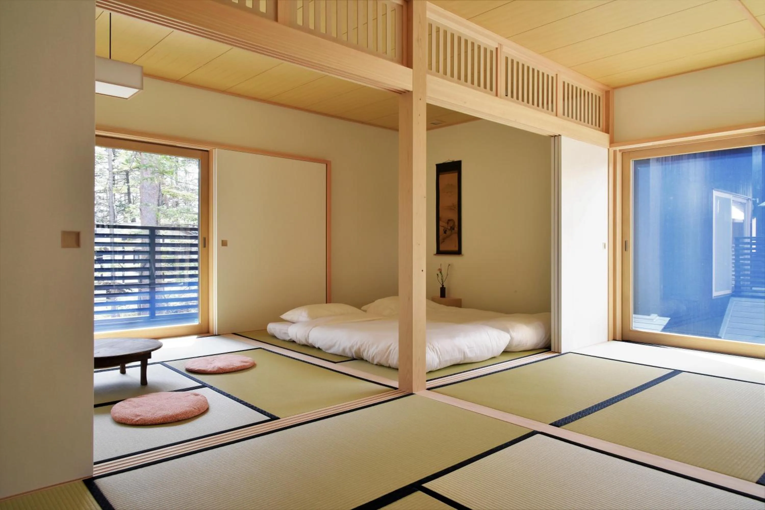 Photo of the whole room, Bed in SHISHI-IWA HOUSE Karuizawa