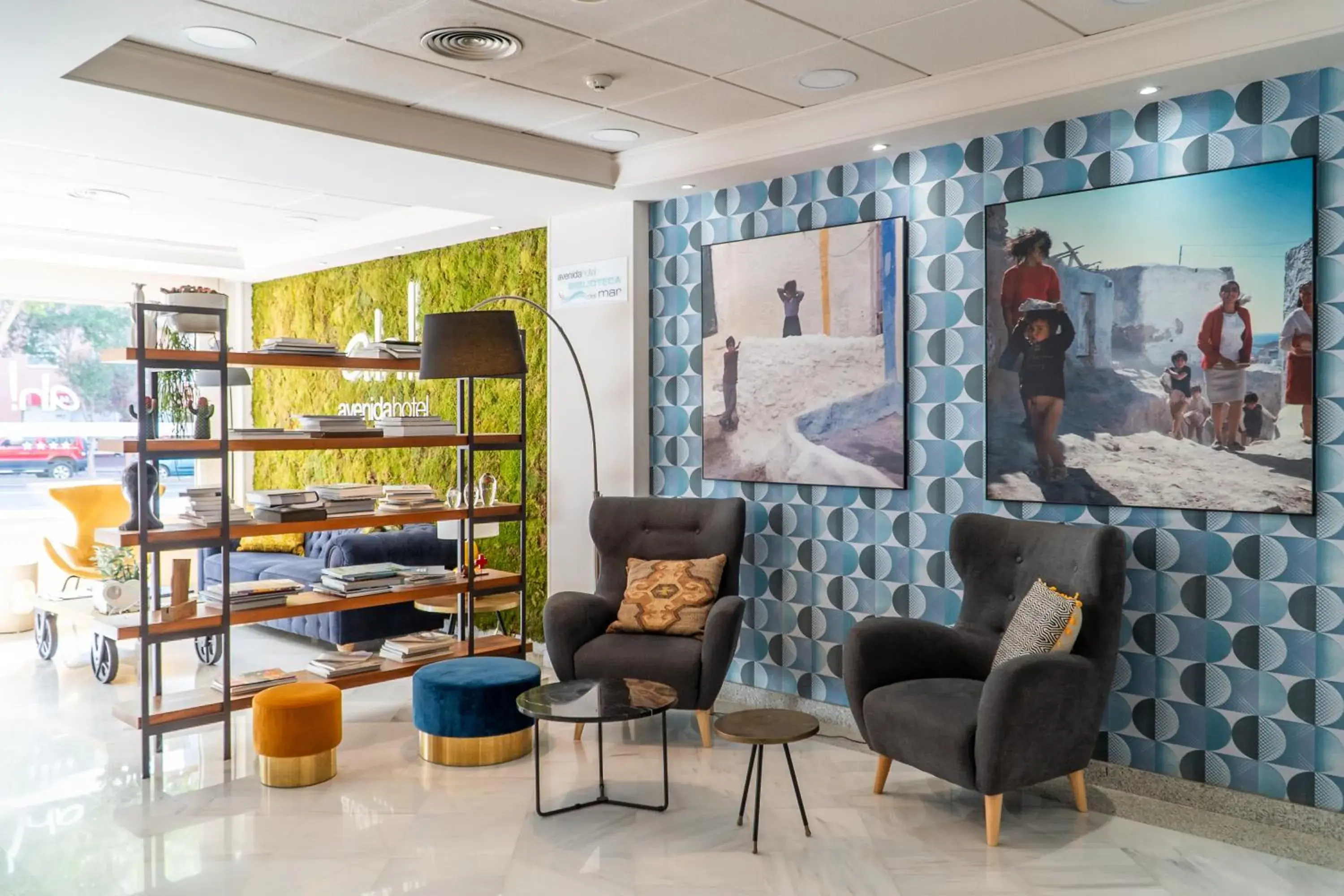 Lobby or reception in Avenida Hotel Lobby or reception in Avenida Hotel