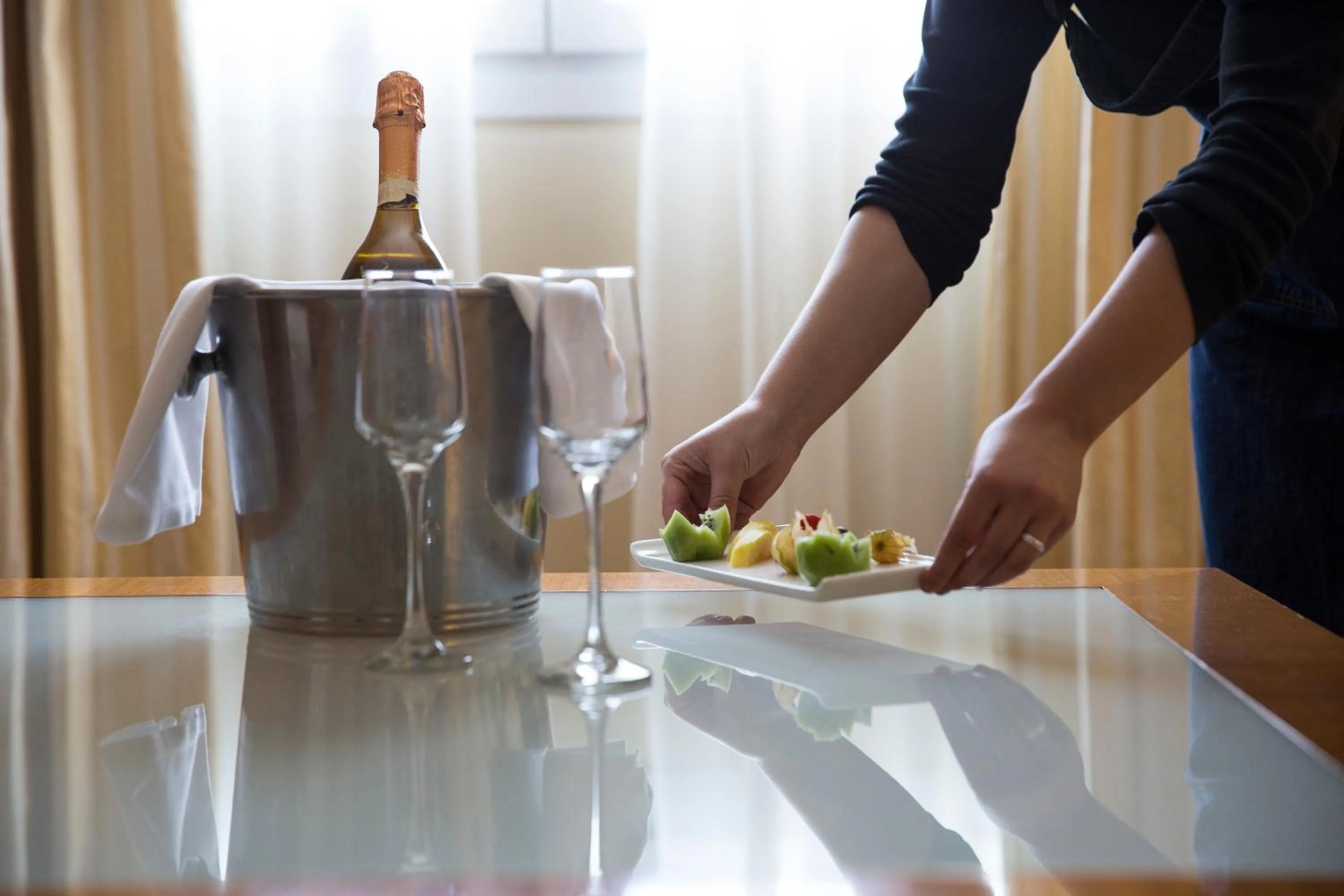 Food in Avenida Hotel