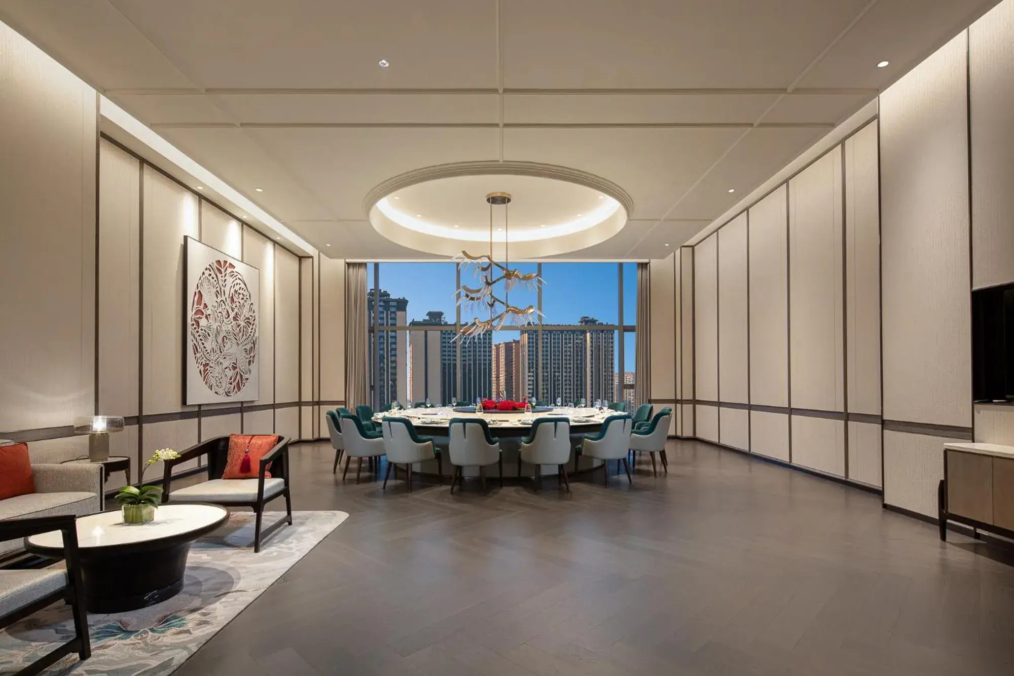 Restaurant/places to eat in Hualuxe Leshan, an IHG Hotel Restaurant/places to eat in Hualuxe Leshan, an IHG Hotel