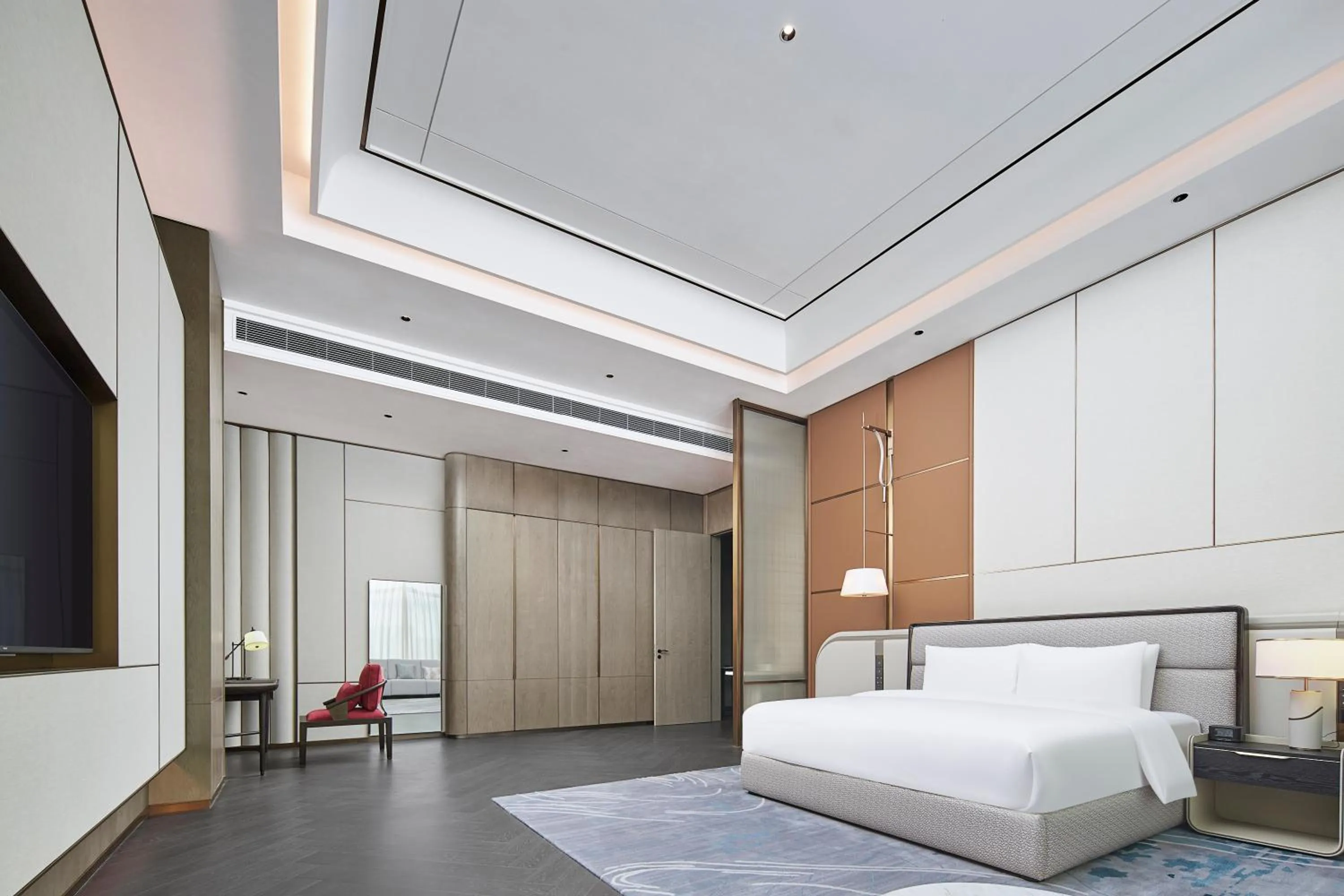 Bedroom, Bed in Hualuxe Leshan, an IHG Hotel