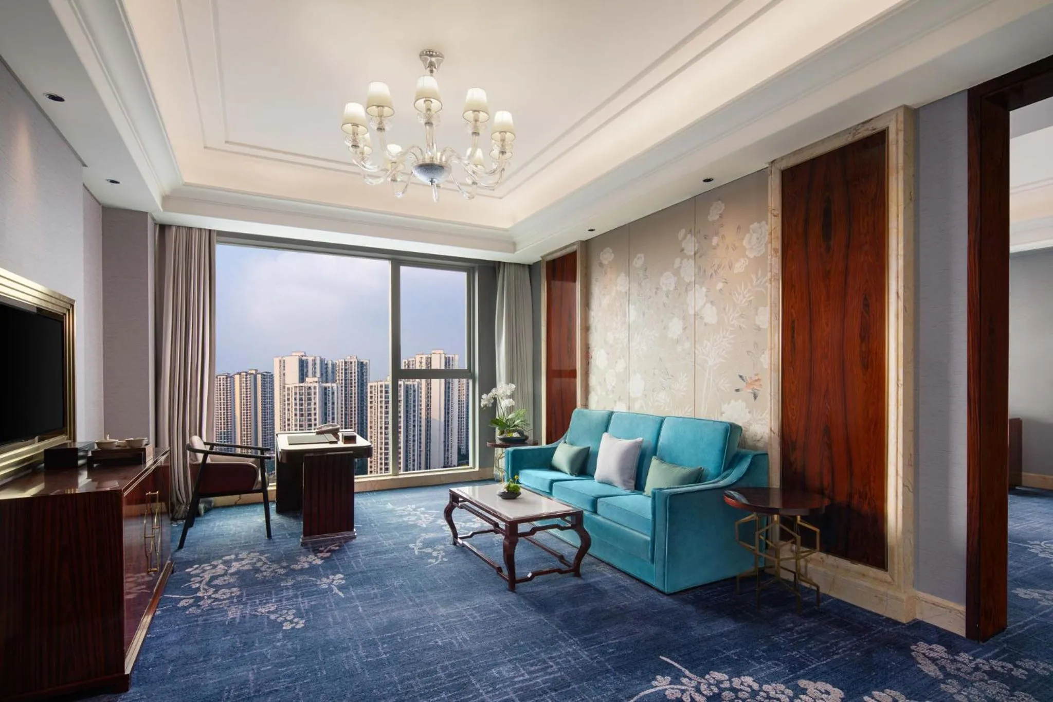 Photo of the whole room in Hualuxe Leshan, an IHG Hotel