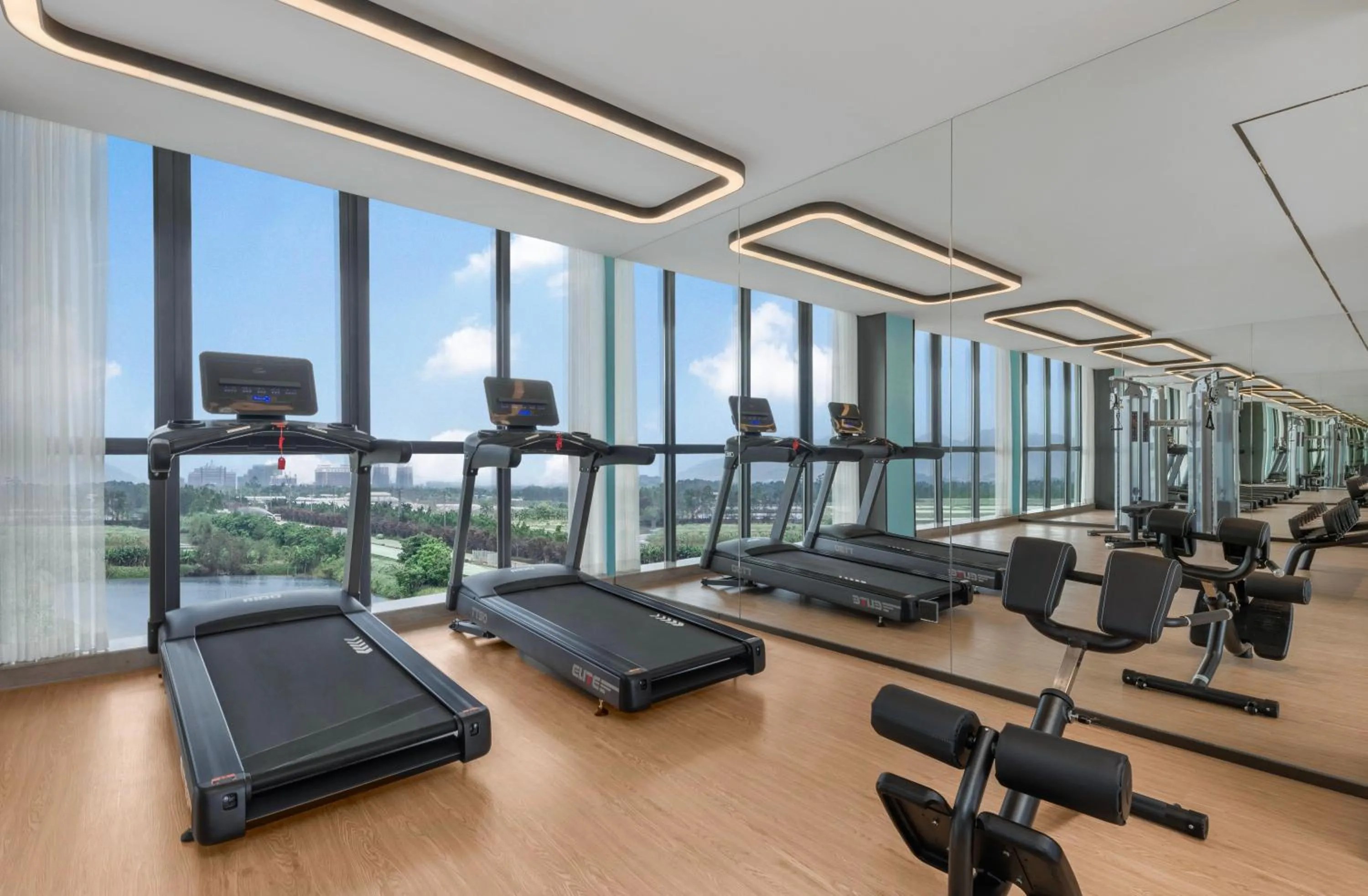 Fitness centre/facilities in Holiday Inn Express Jiangmen Yinhu Bay by IHG