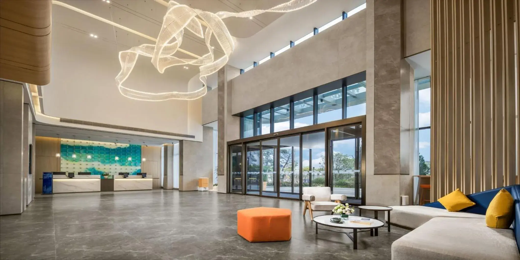 Property building in Holiday Inn Express Jiangmen Yinhu Bay by IHG Property building in Holiday Inn Express Jiangmen Yinhu Bay by IHG