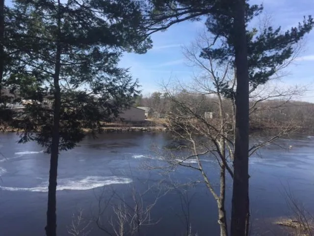 River view in Milford Motel On the River