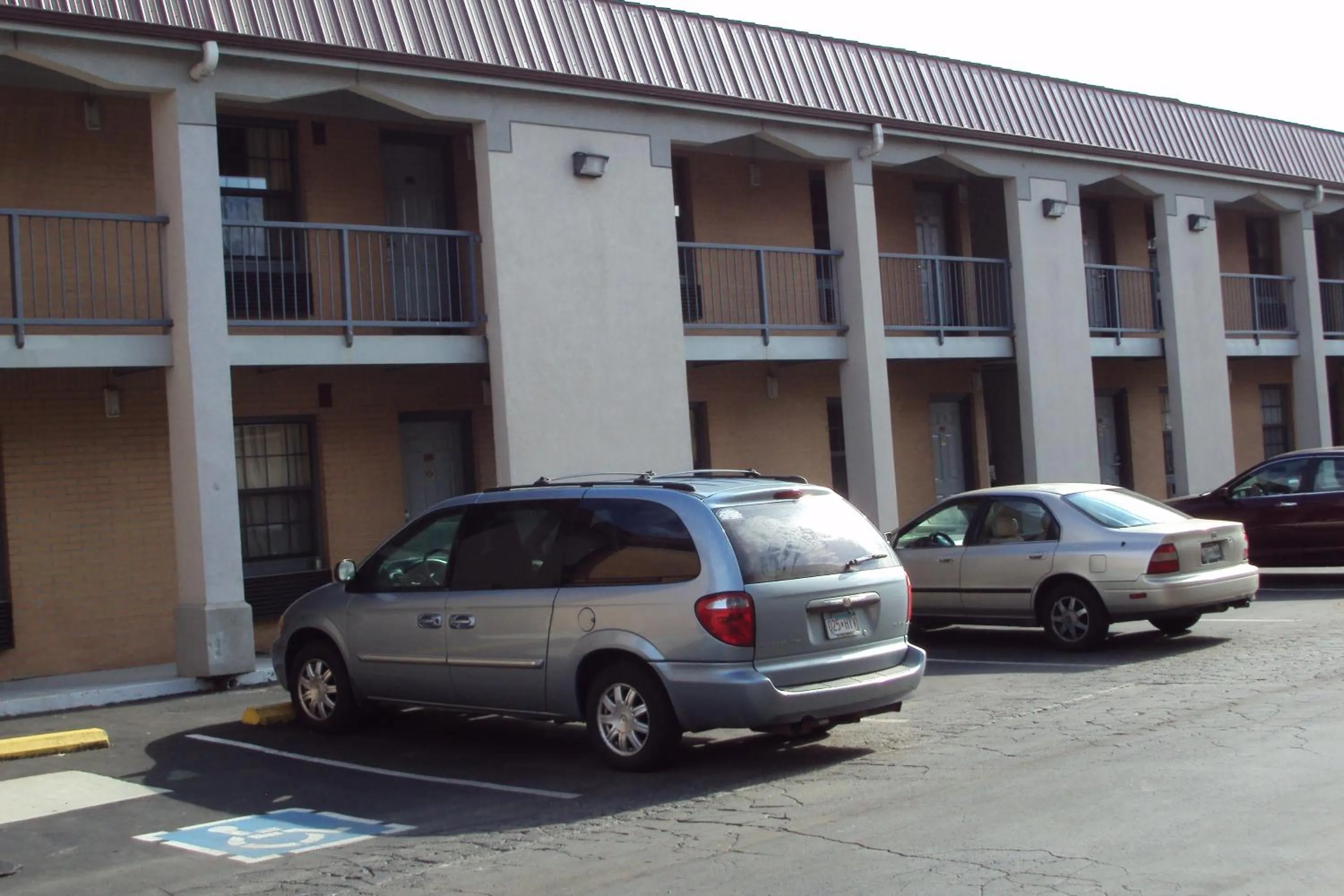 Property building in Executive Inn