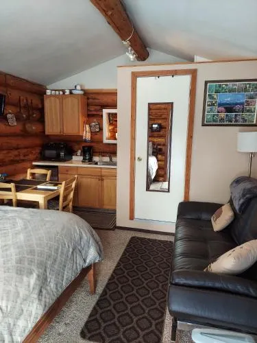 Hatcher Pass Cabins