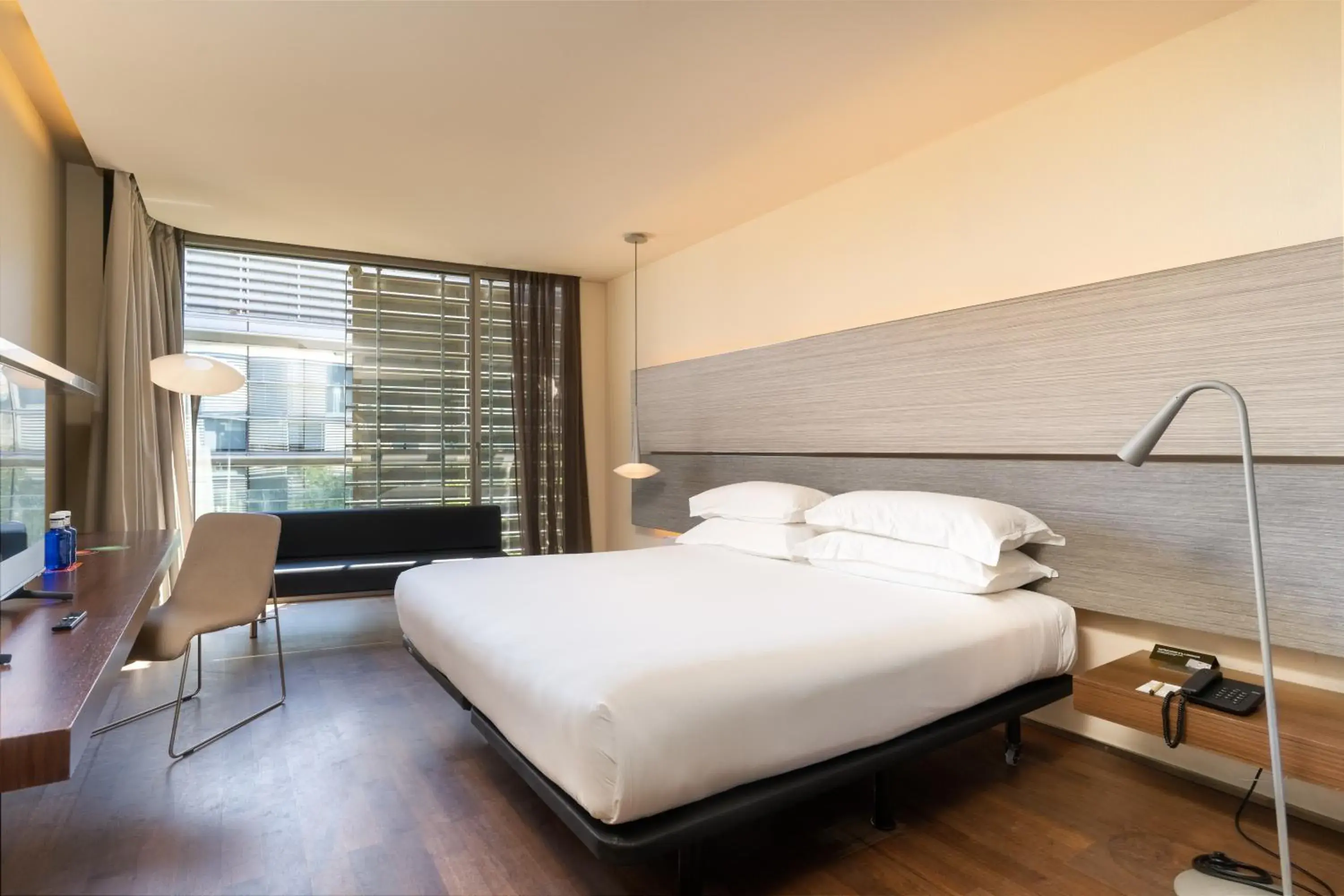 Superior Double Room in B Hotel Superior Double Room in B Hotel