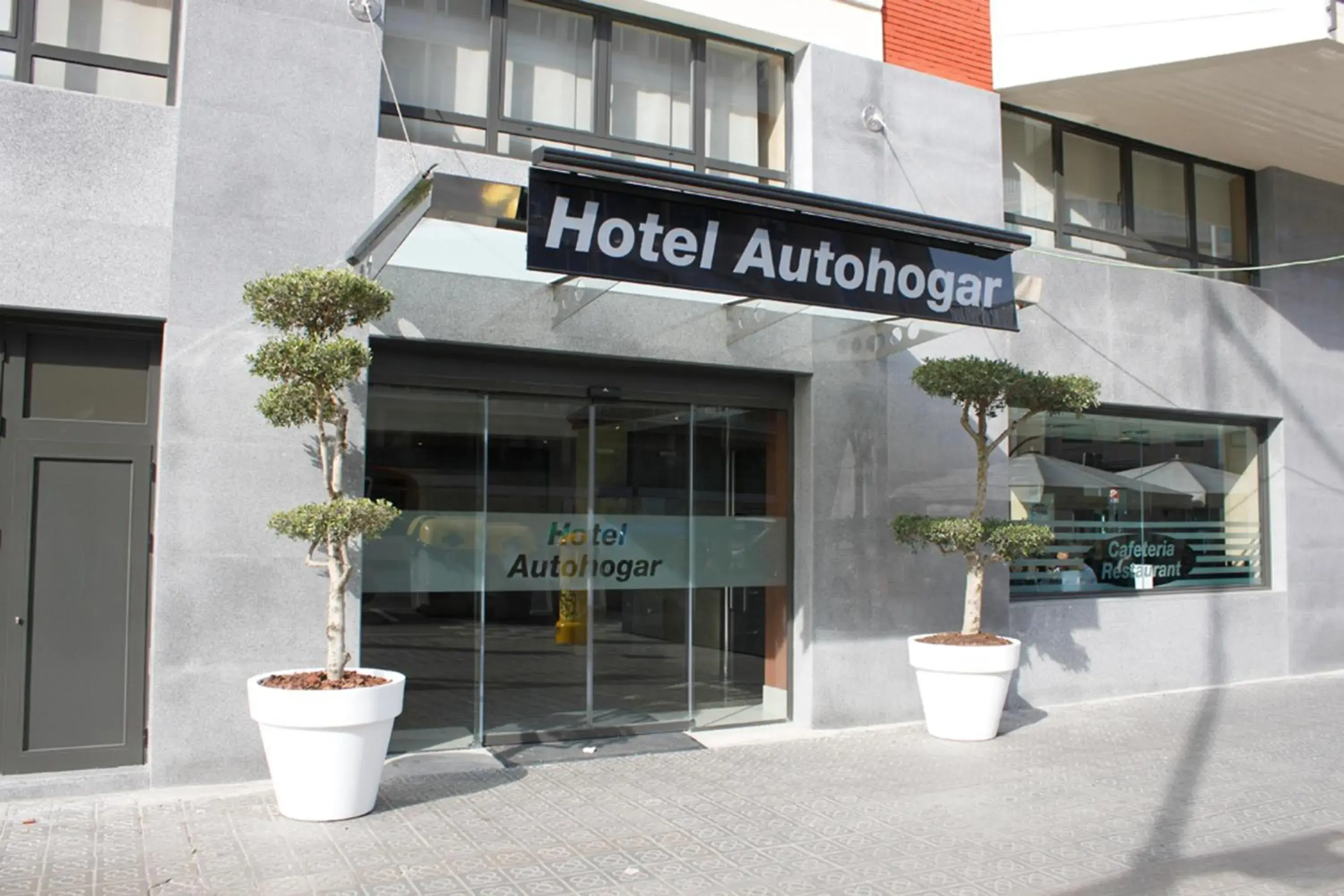 Property building in Hotel Best Auto Hogar Property building in Hotel Best Auto Hogar