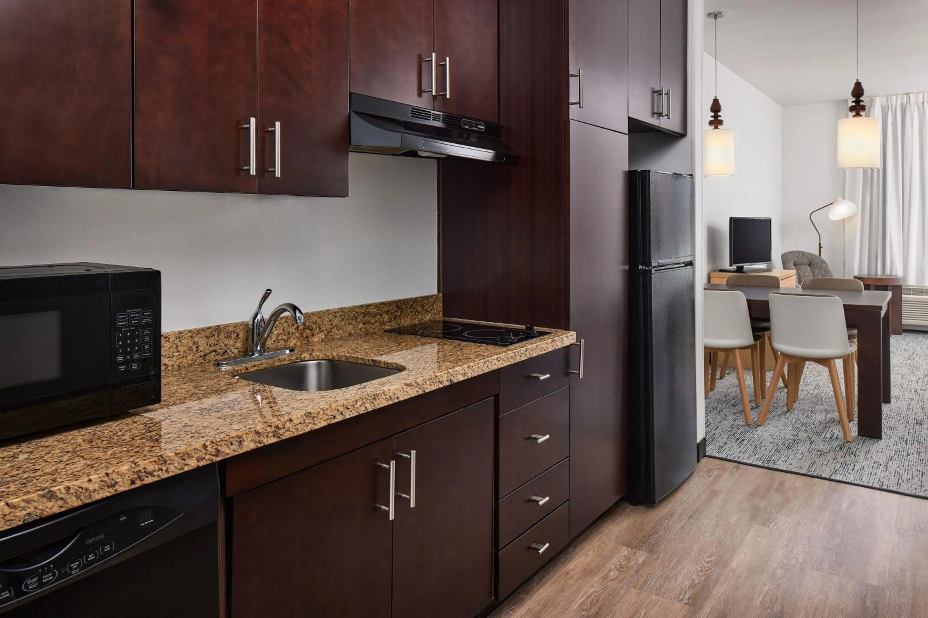 Kitchen or kitchenette in TownePlace Suites by Marriott Garden City