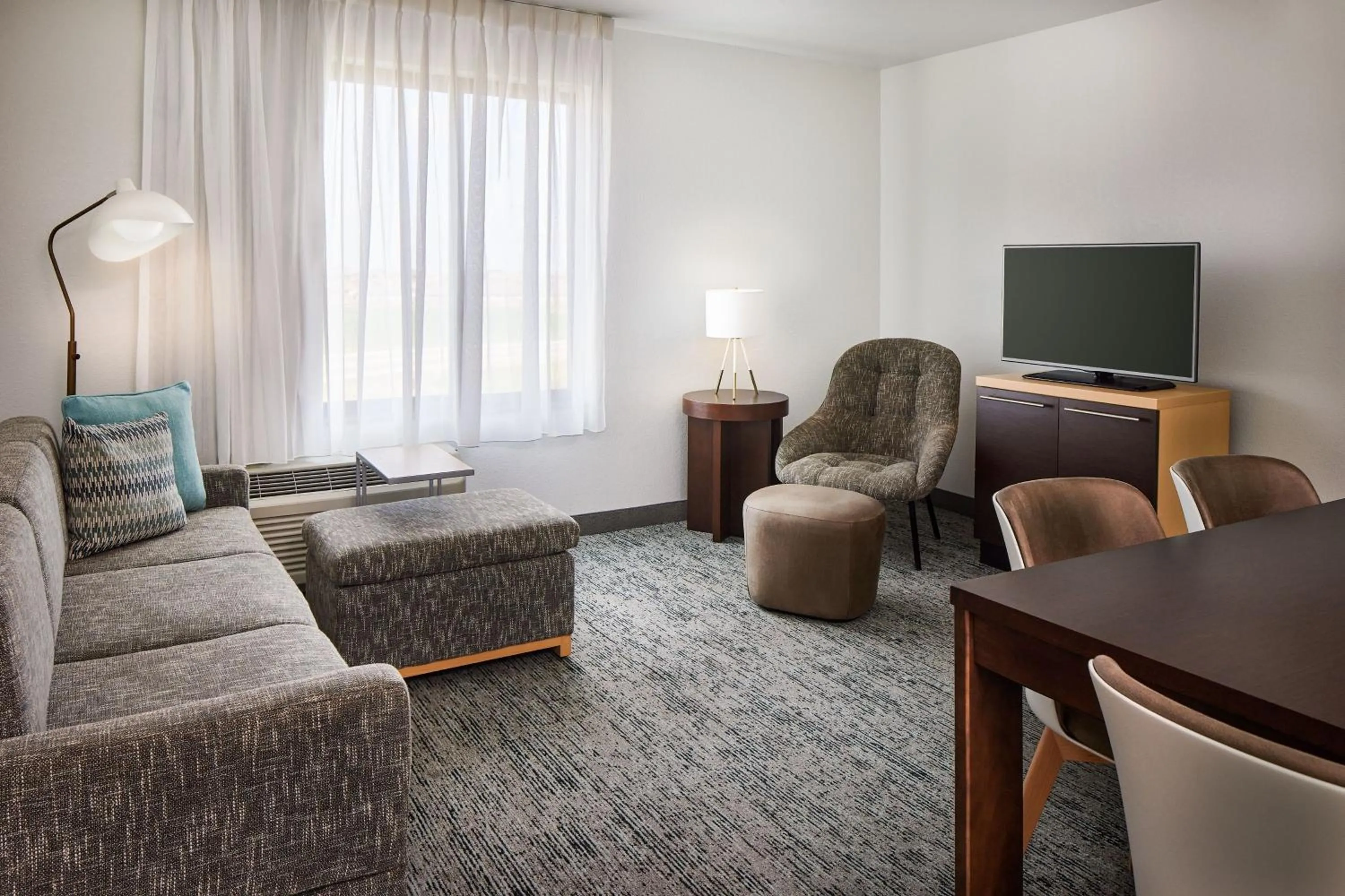 Living room in TownePlace Suites by Marriott Garden City
