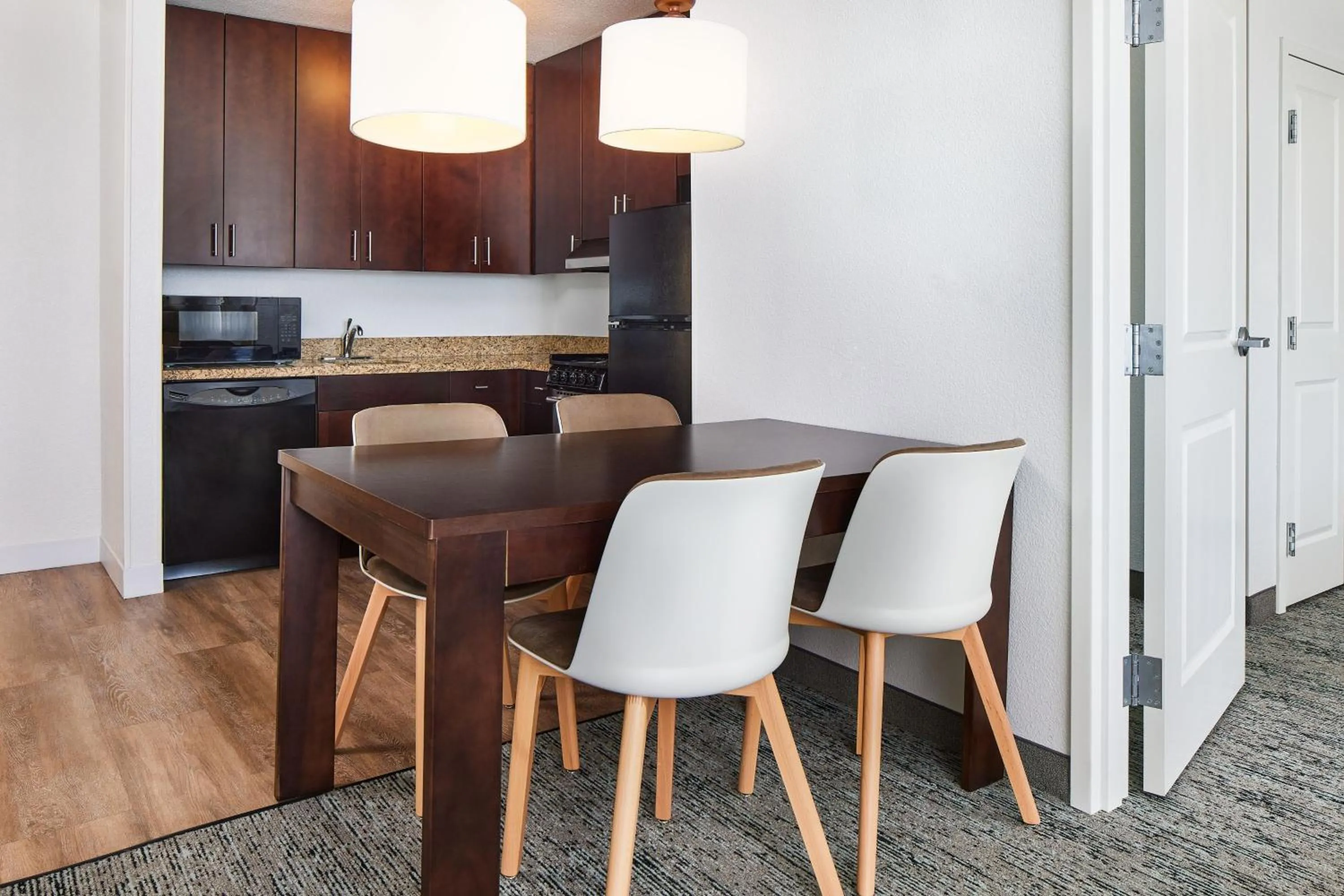 Bedroom in TownePlace Suites by Marriott Garden City