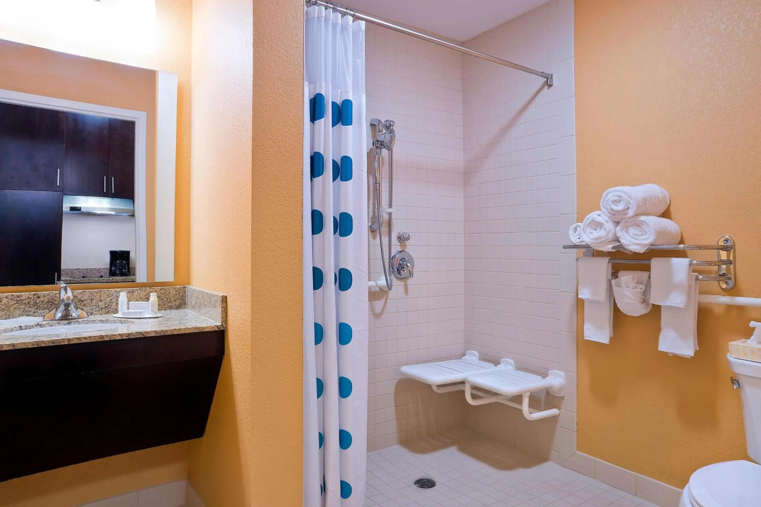 Bathroom in TownePlace Suites by Marriott Dodge City