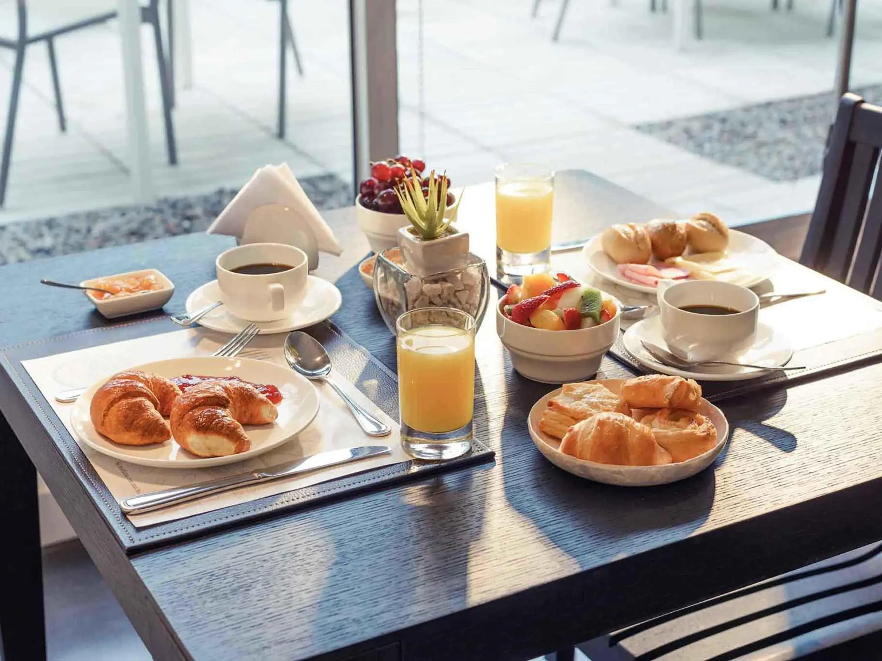 Restaurant/places to eat in Mercure Montevideo Punta Carretas Restaurant/places to eat in Mercure Montevideo Punta Carretas