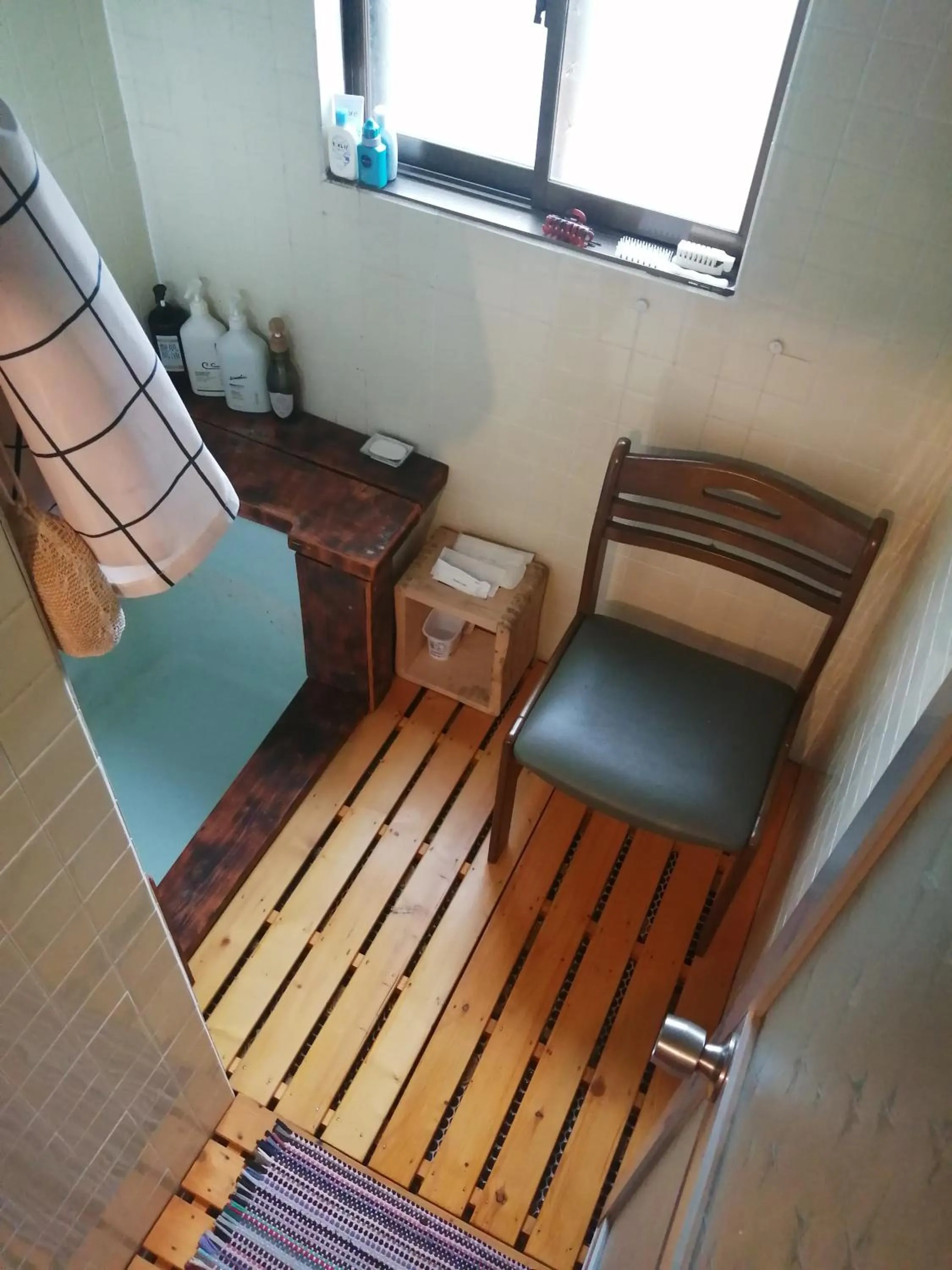 Shower in Yukiumi House