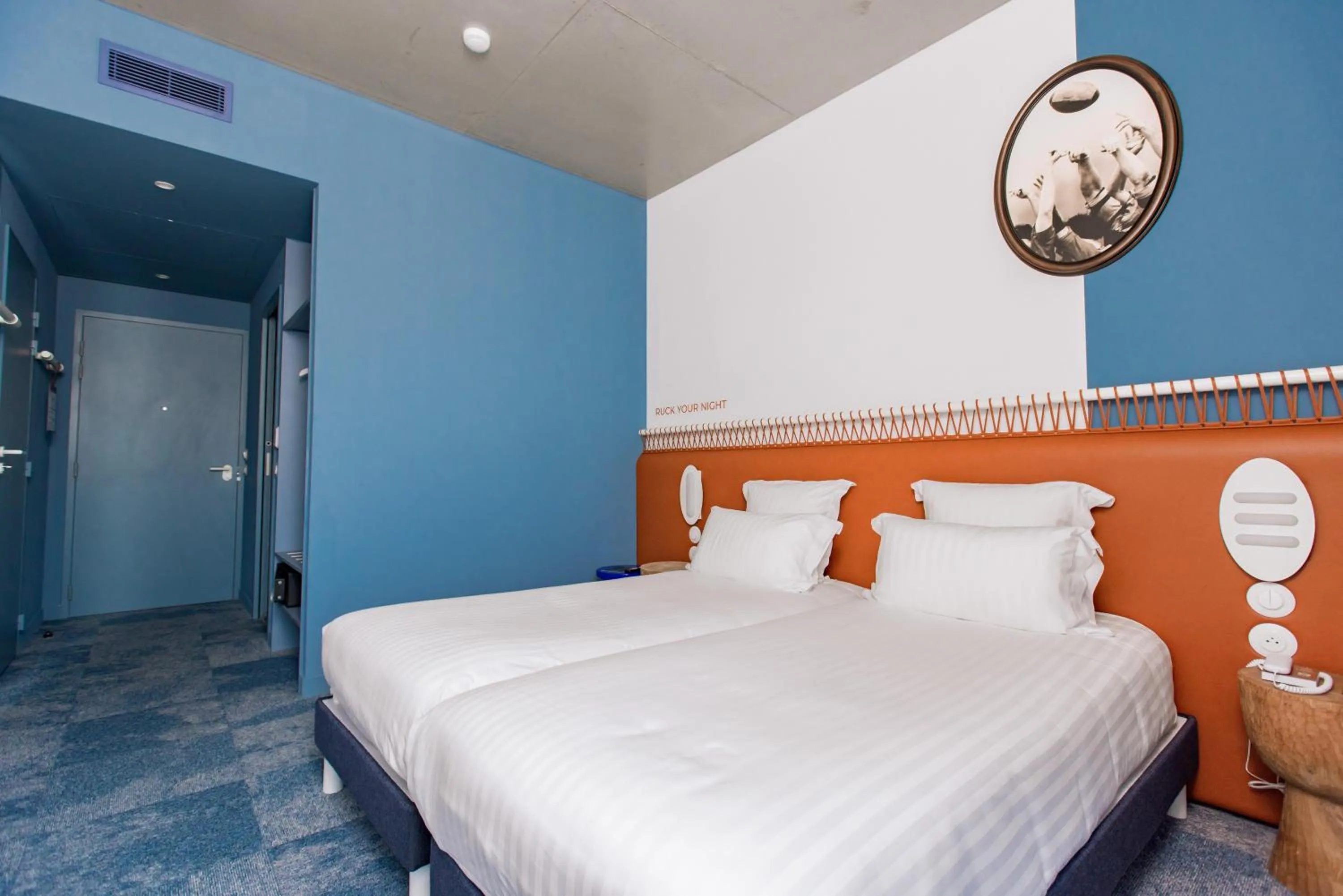 Bed in The Ruck Hotel