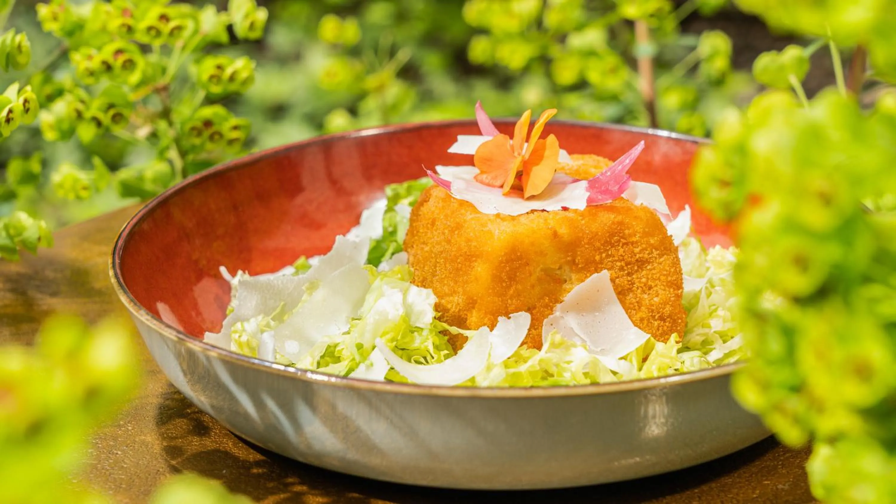 Food in The Ruck Hotel