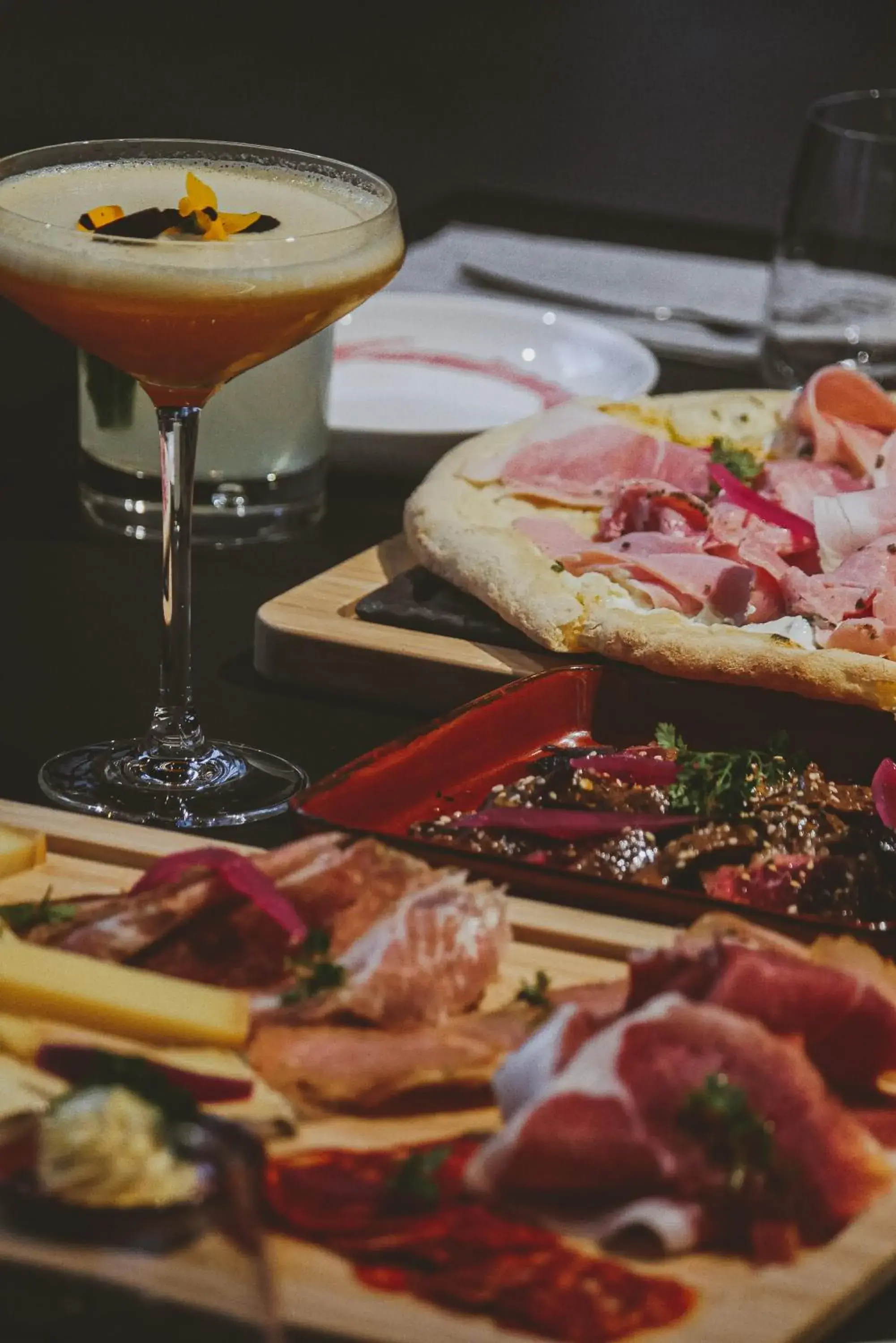 Food and drinks in The Ruck Hotel Food and drinks in The Ruck Hotel