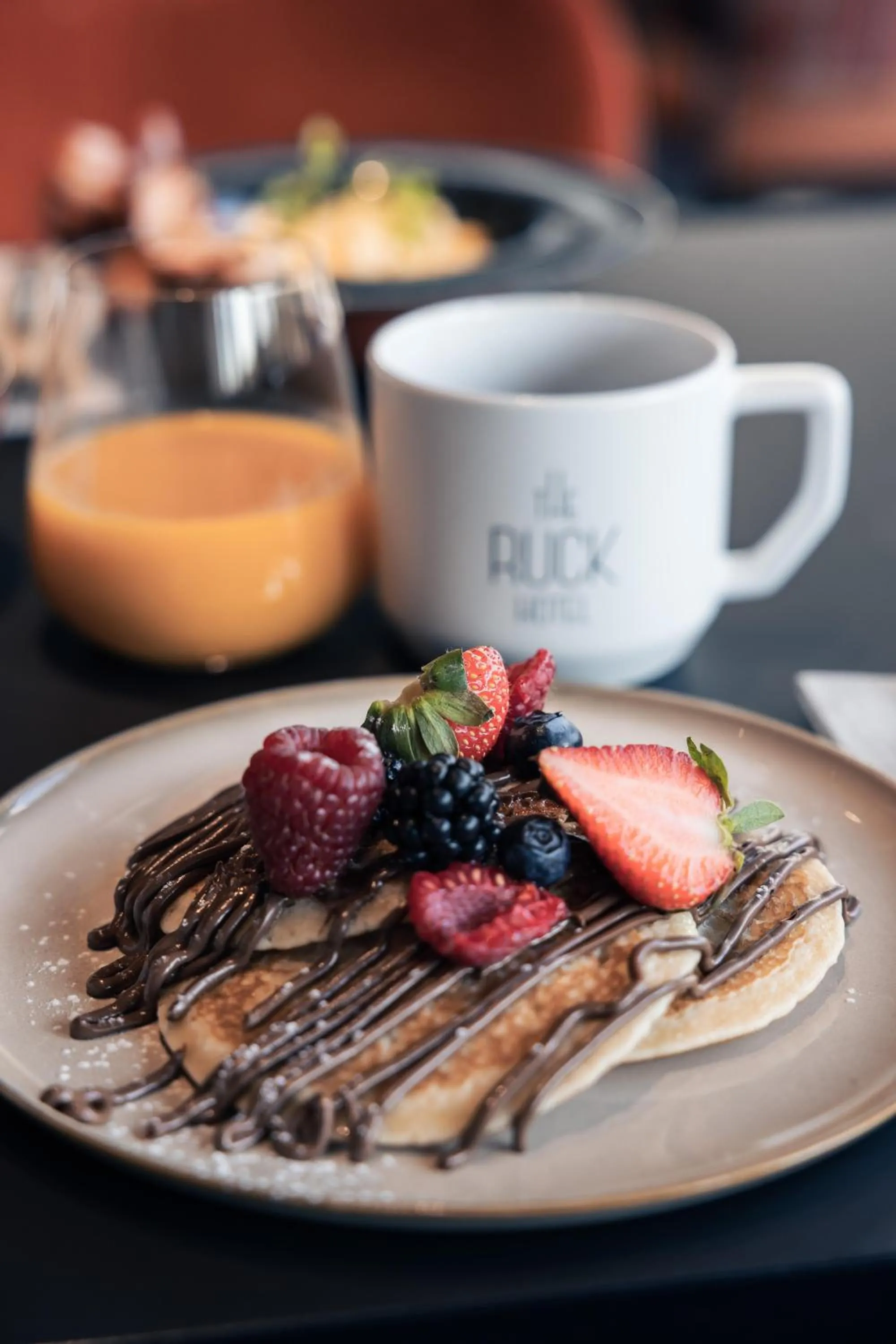 Restaurant/places to eat in The Ruck Hotel